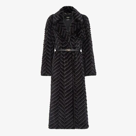 美品 FENDI super long coat ナイロン ブラック 131cm Fendi Long coats and winter coats for Women | Online Sale up to 62