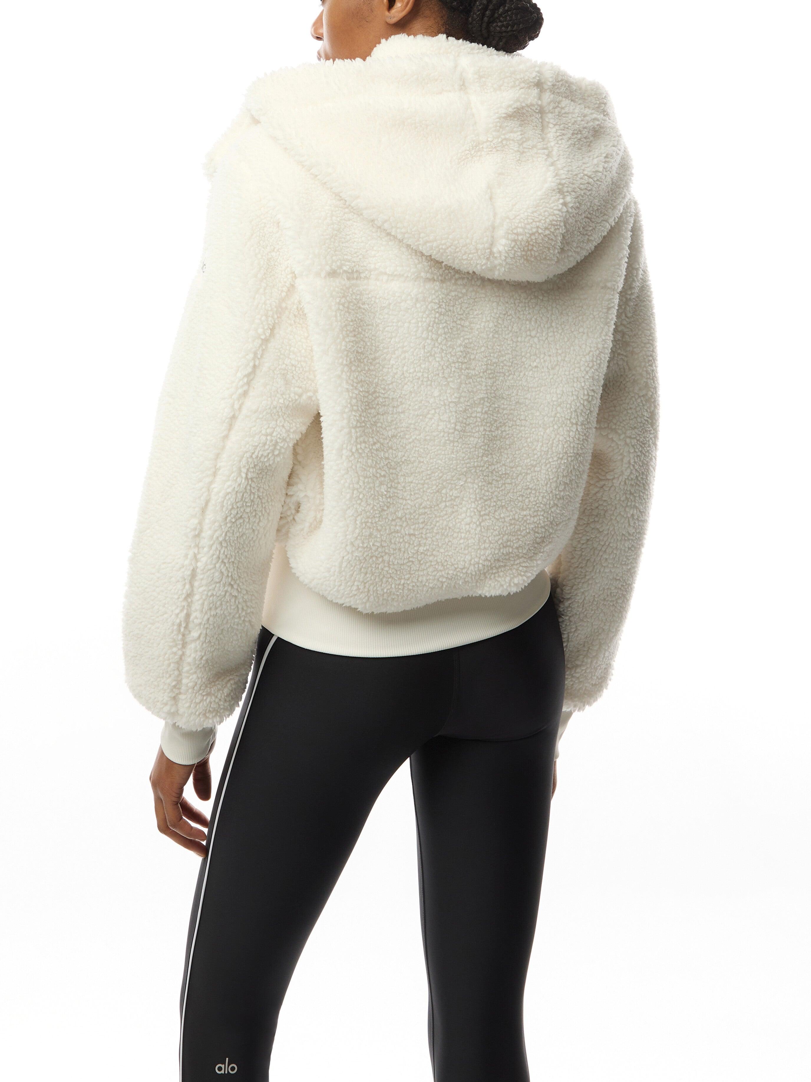 Alo Yoga Foxy Sherpa Jacket in White | Lyst UK