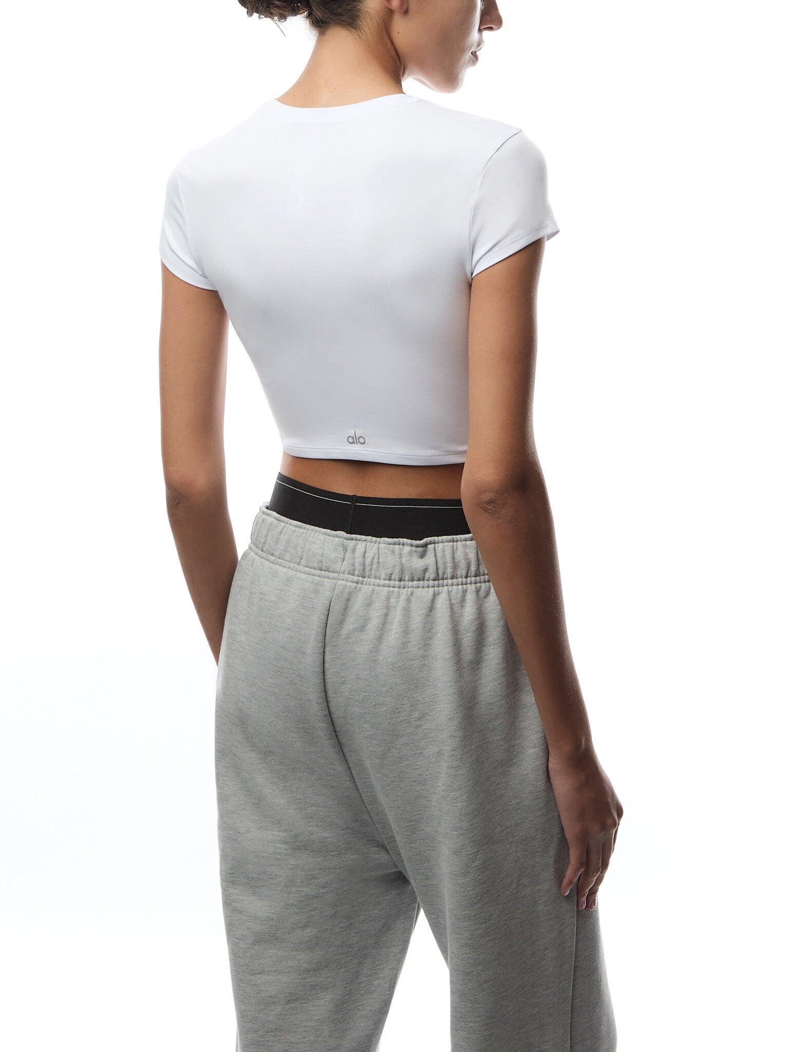 Alo Yoga Alosoft Crop Finesse Short Sleeve in White | Lyst UK