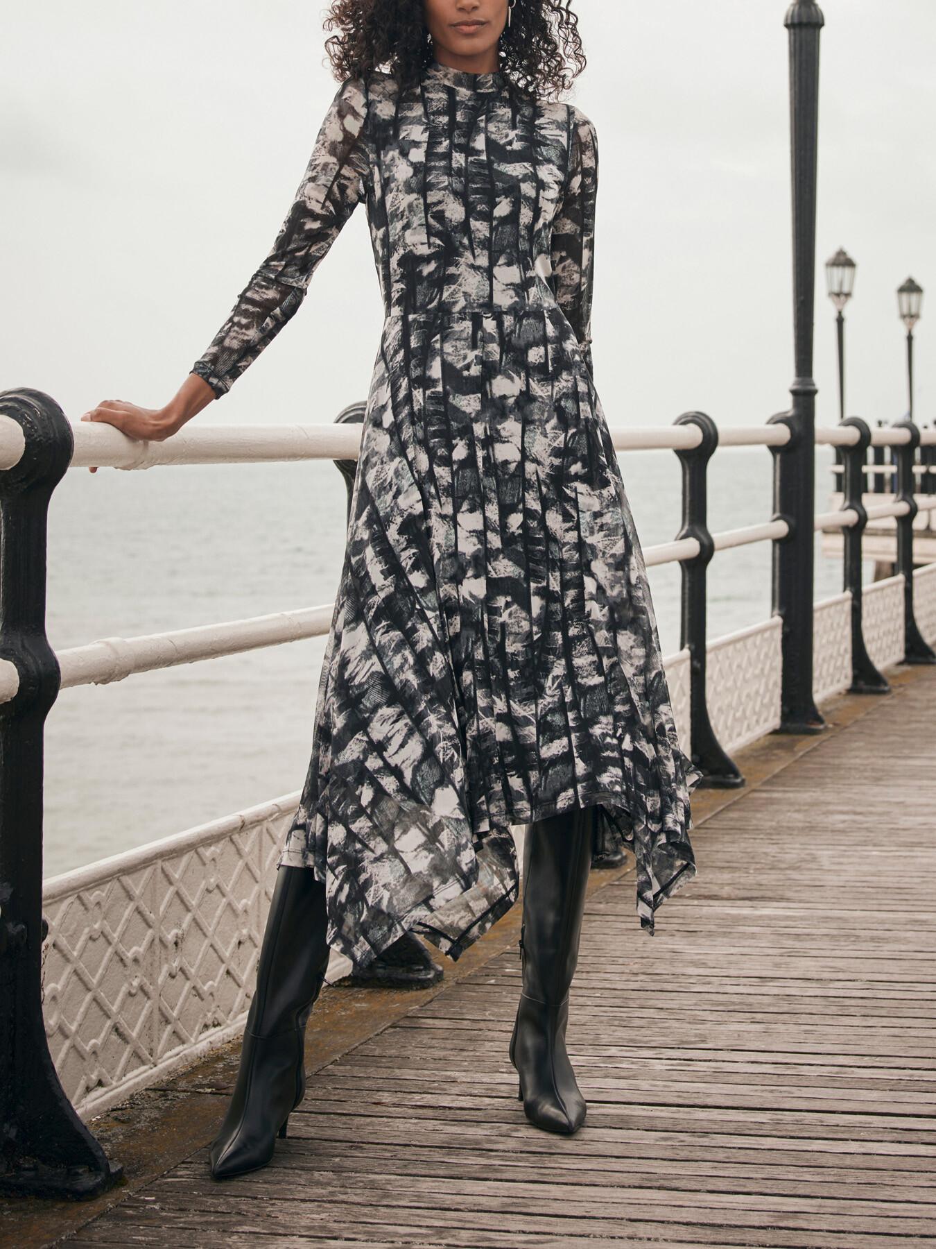 Mint Velvet Cream Snake Print Skirt Mint Velvet Women's Navy