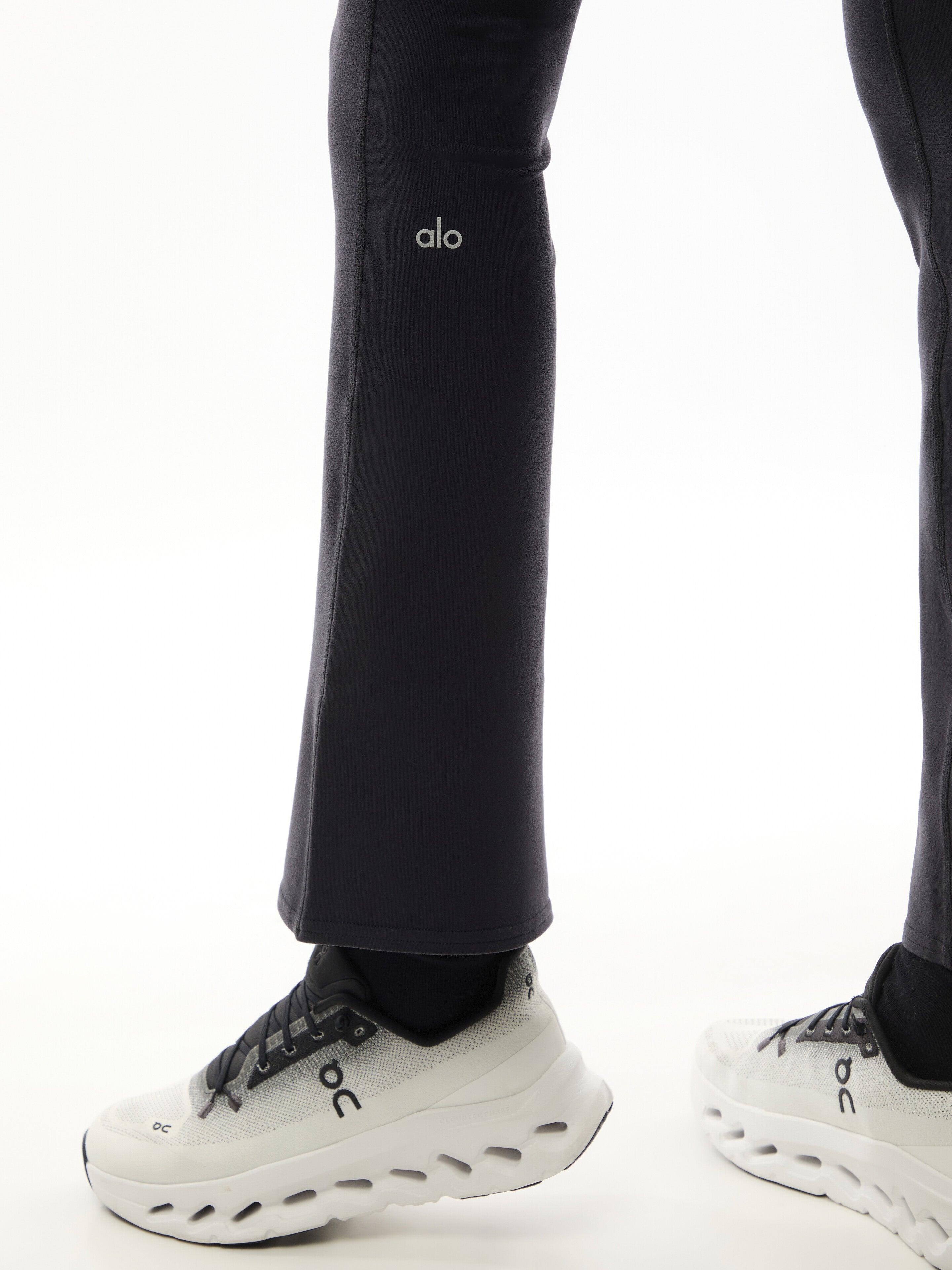 Alo Yoga 7/8 High-Waist Airbrush Bootcut Legging in Black | Lyst UK