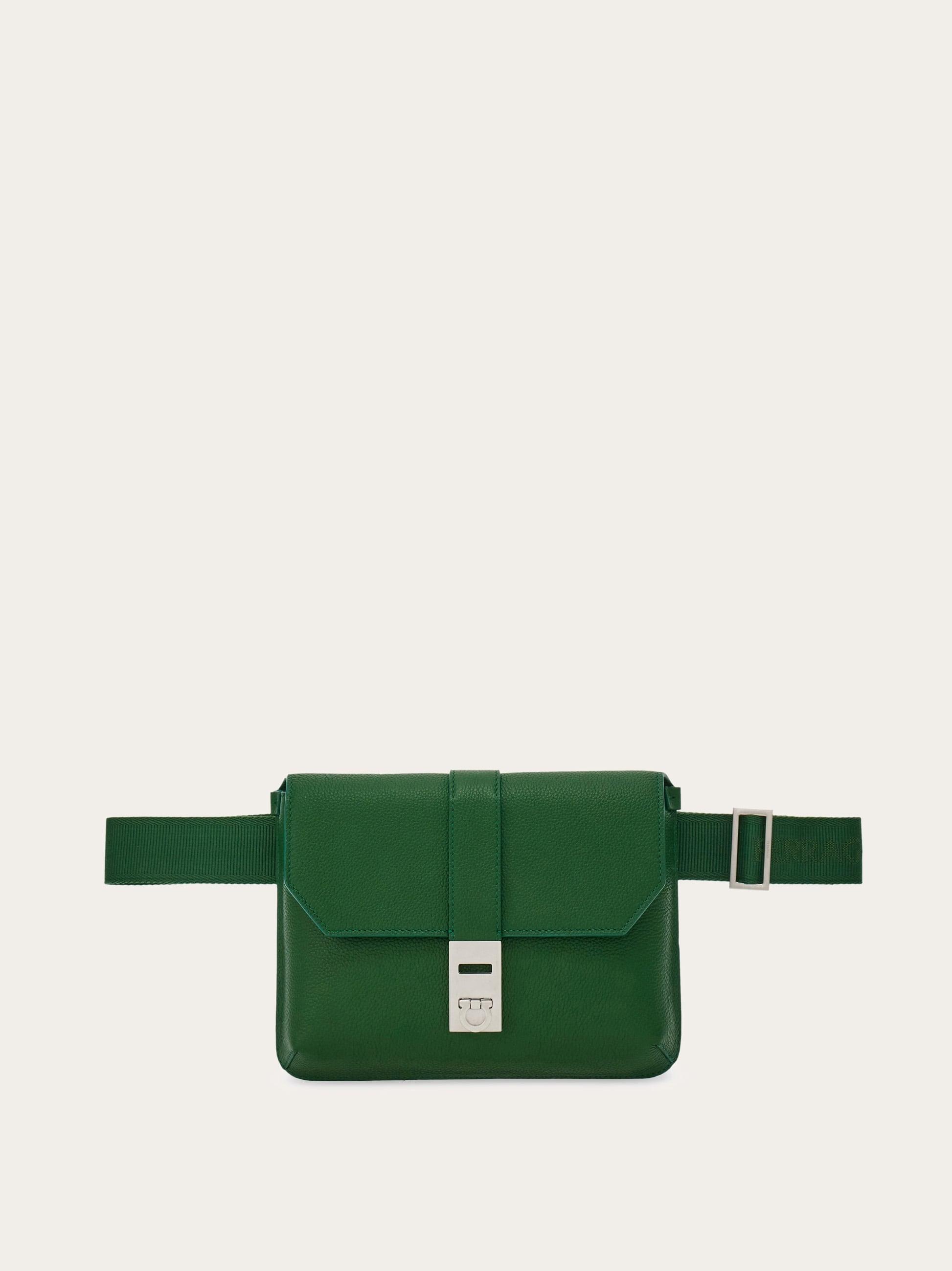 ferragamo bauchtasche