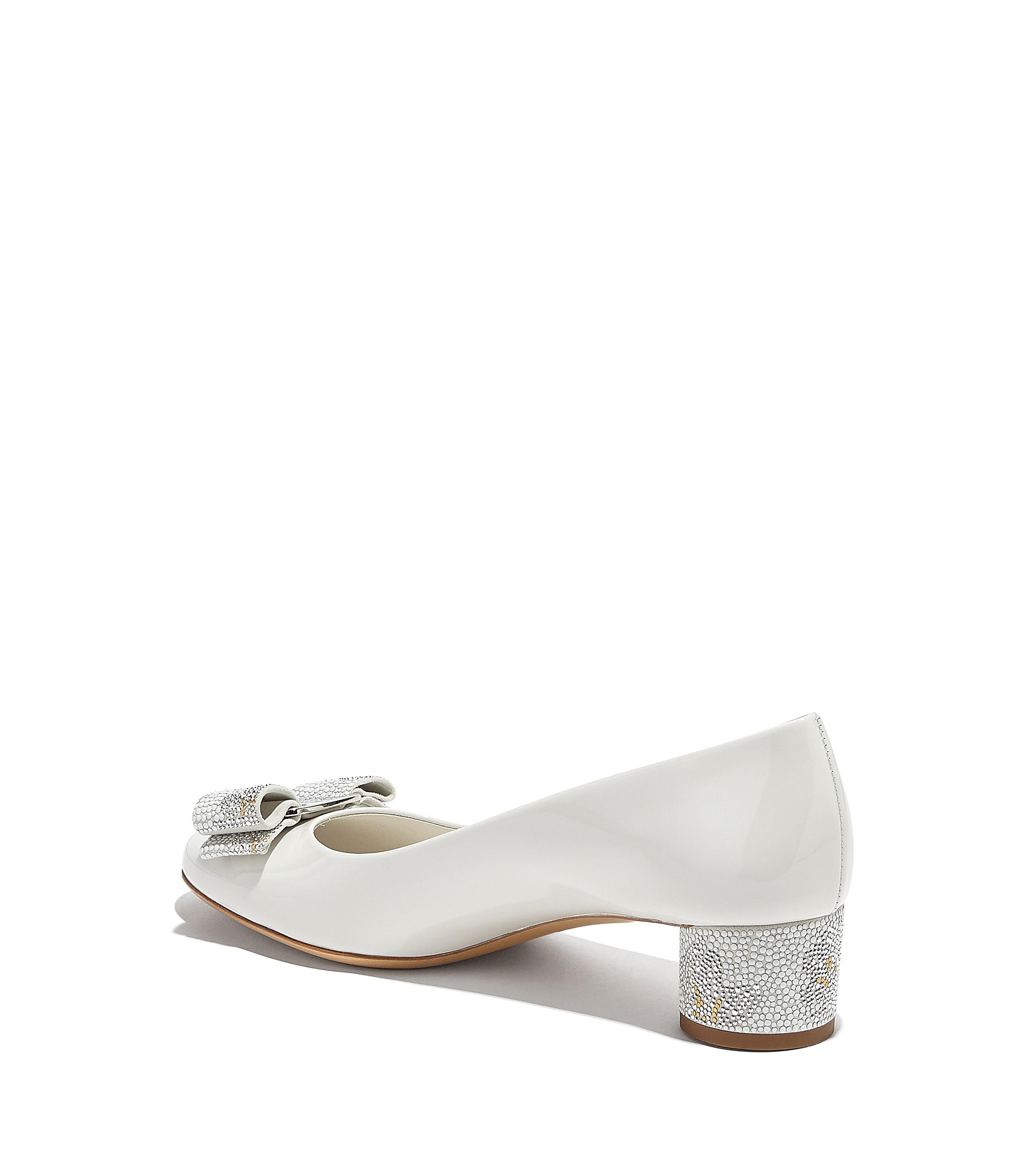 Mosaic vara bow pump shoe best sale