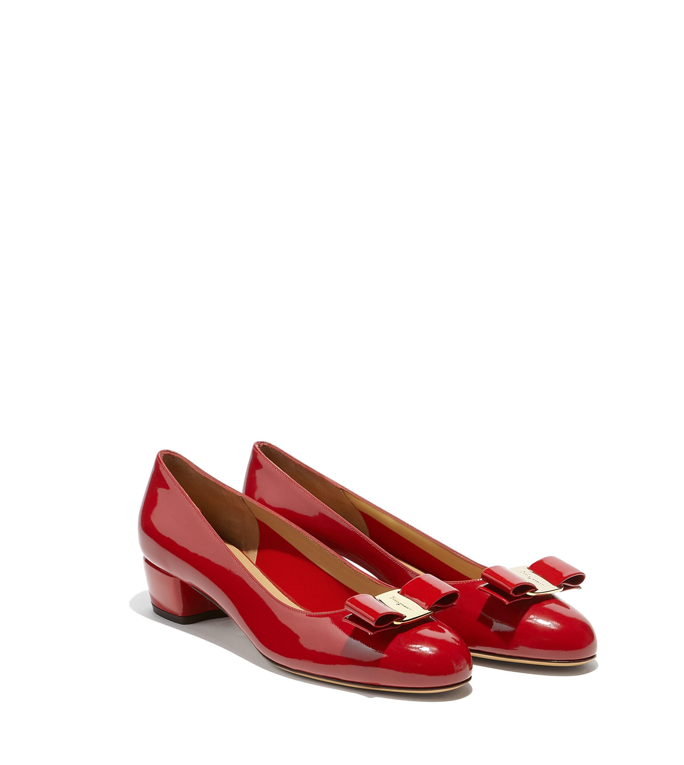 ferragamo bow shoes
