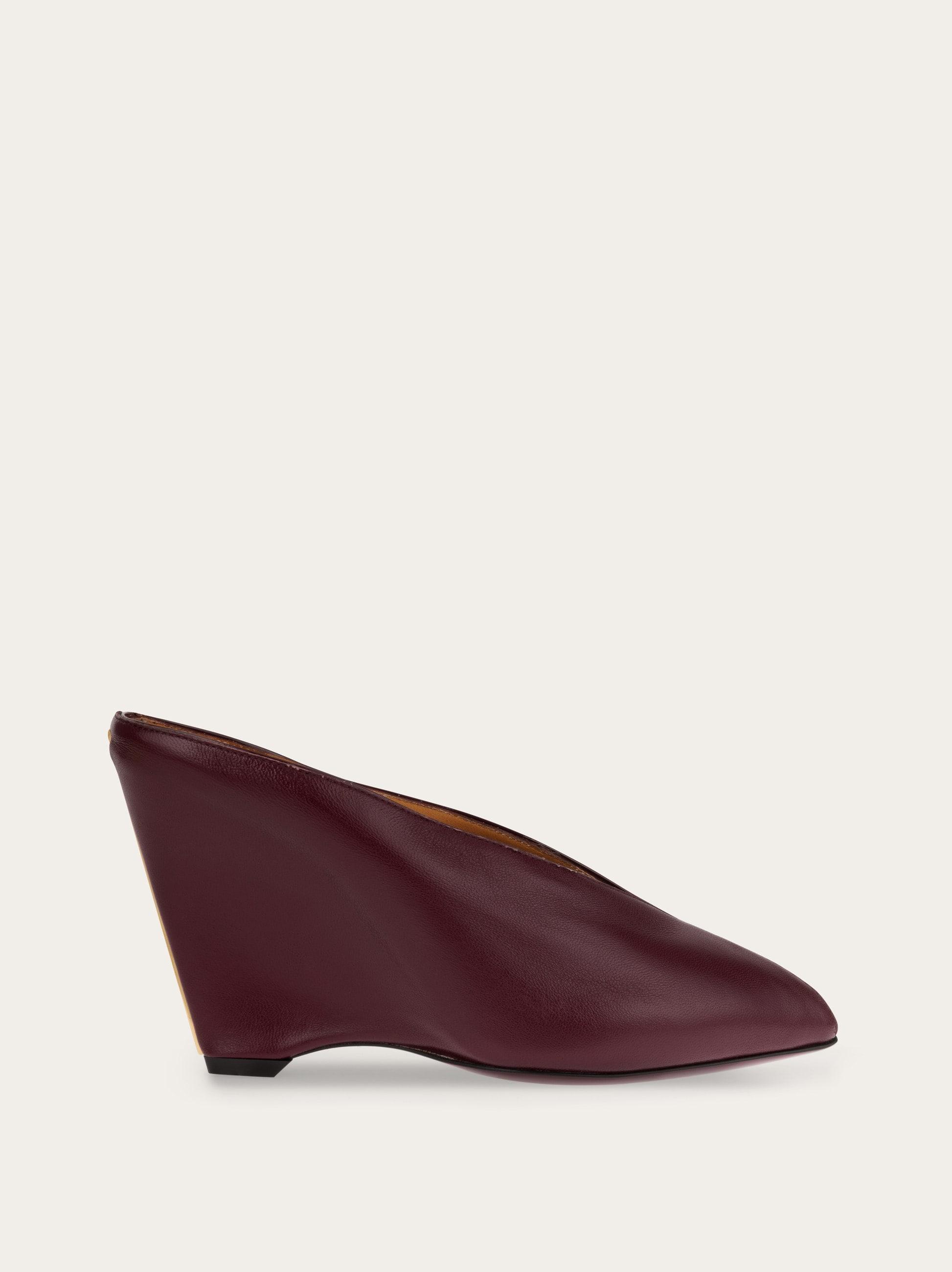 【関税込み】FERRAGAMO Giulye' mules Salvatore Ferragamo Mules, Size 35 EU