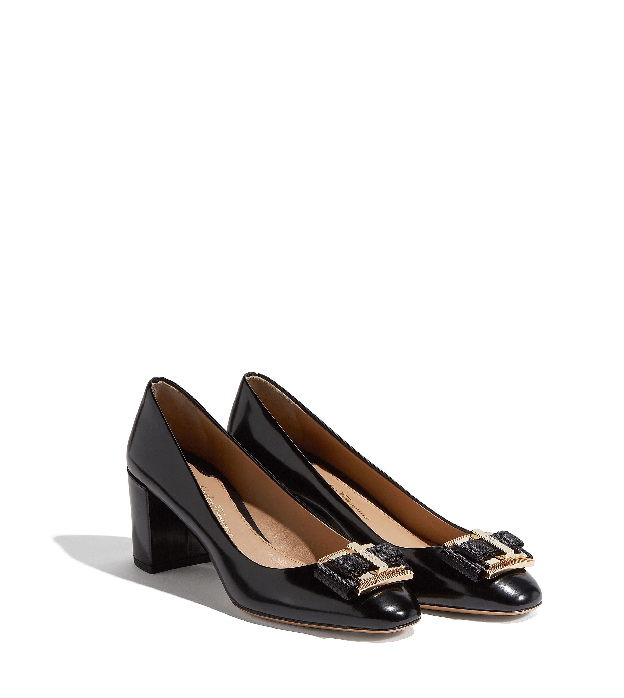 ferragamo double bow pump