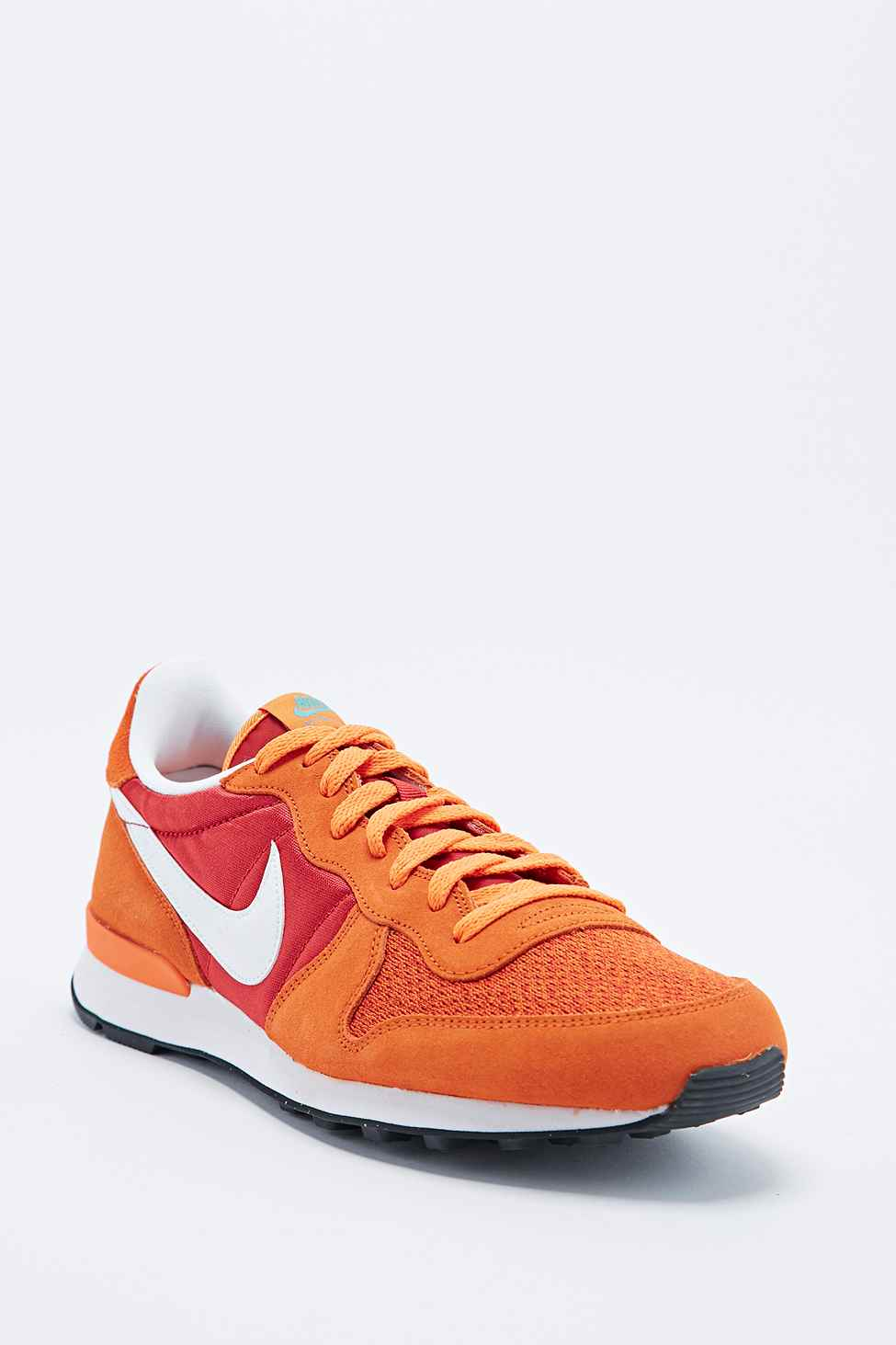 nike red internationalist trainers