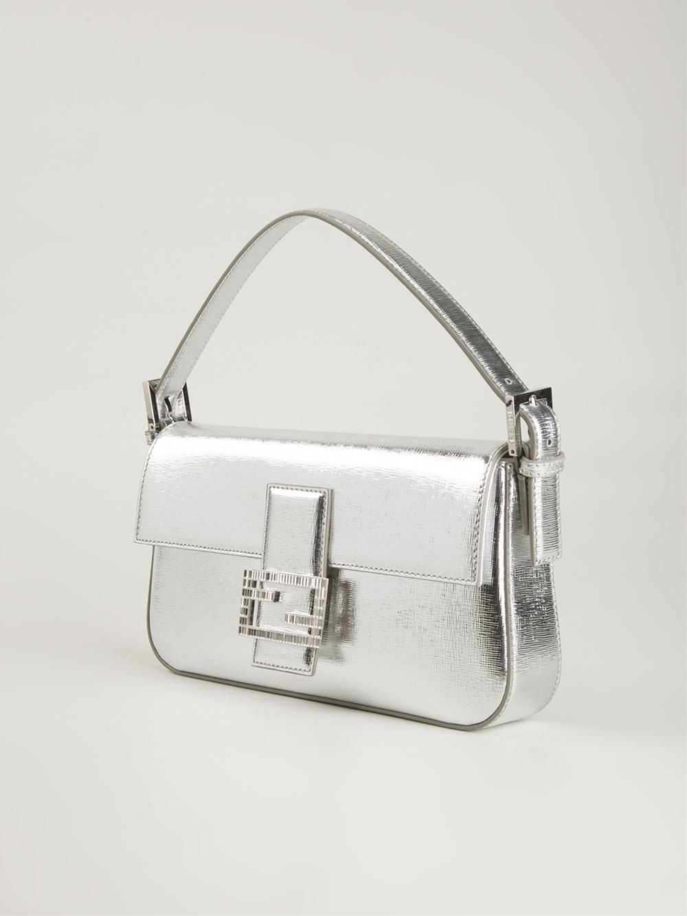 Fendi Vintage Limited Edition Silver Metallic Baguette Bag Silvery Leather  ref.547561 - Joli Closet
