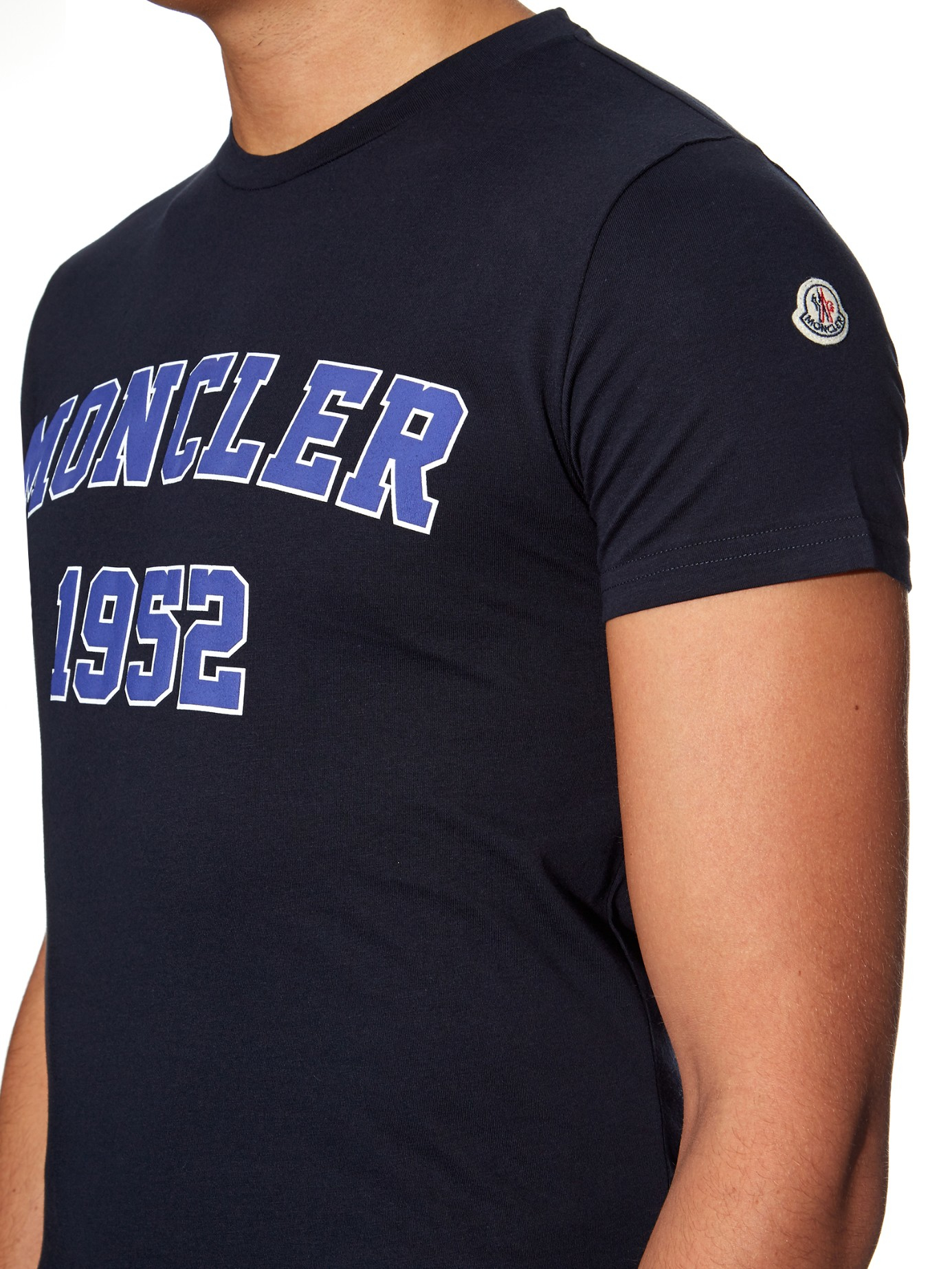 Navy blue moncler t shirt best sale