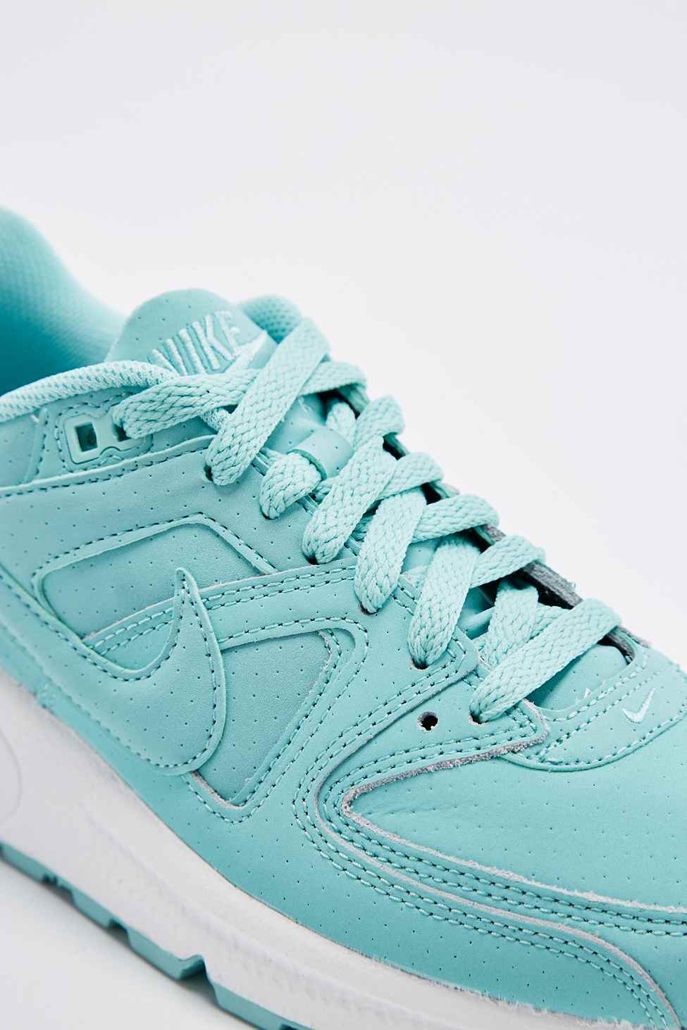 Nike Air Max Command Premium Trainers In Mint Green | Lyst UK