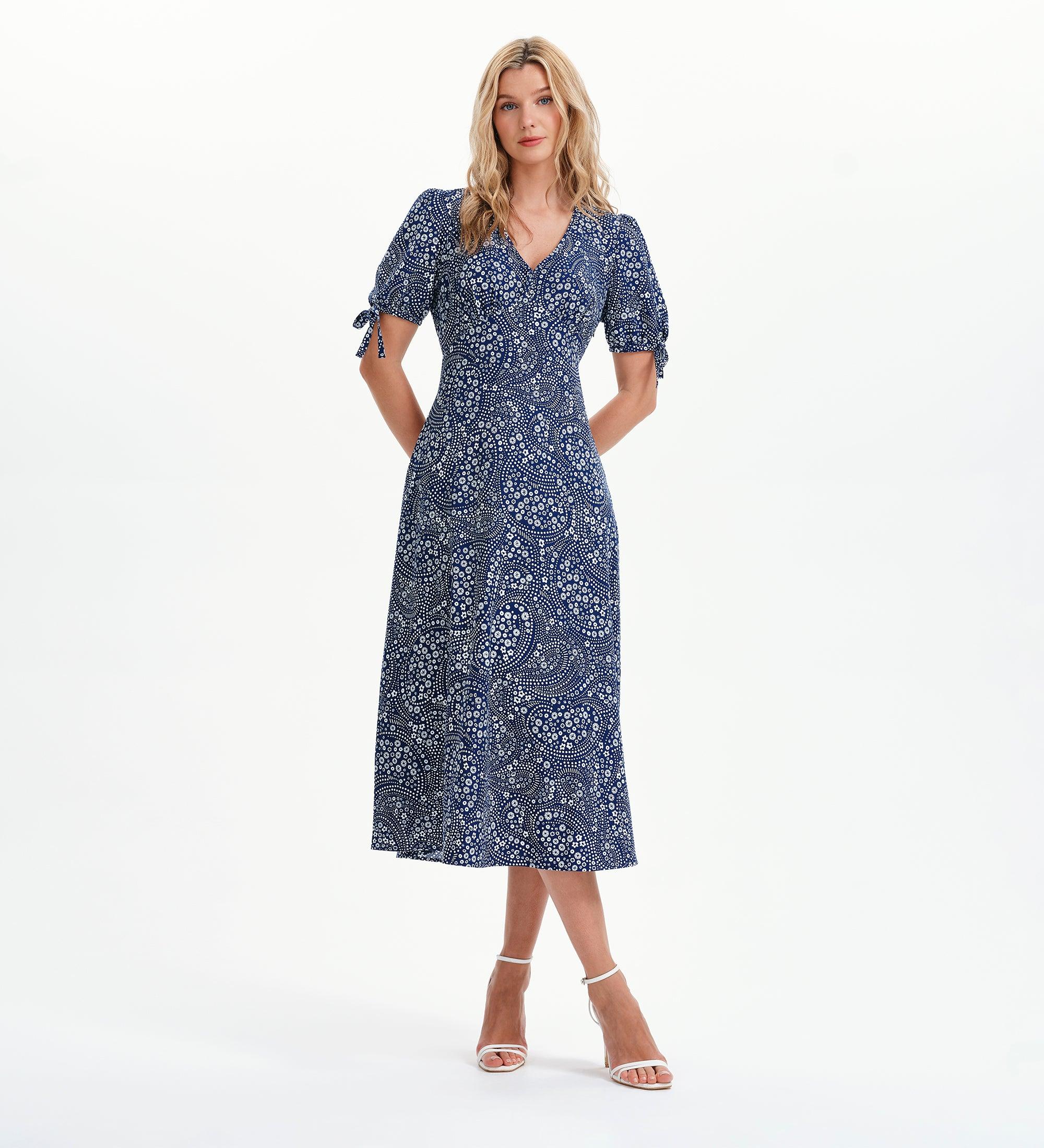 empire waist dress uk History of the Empire Dress