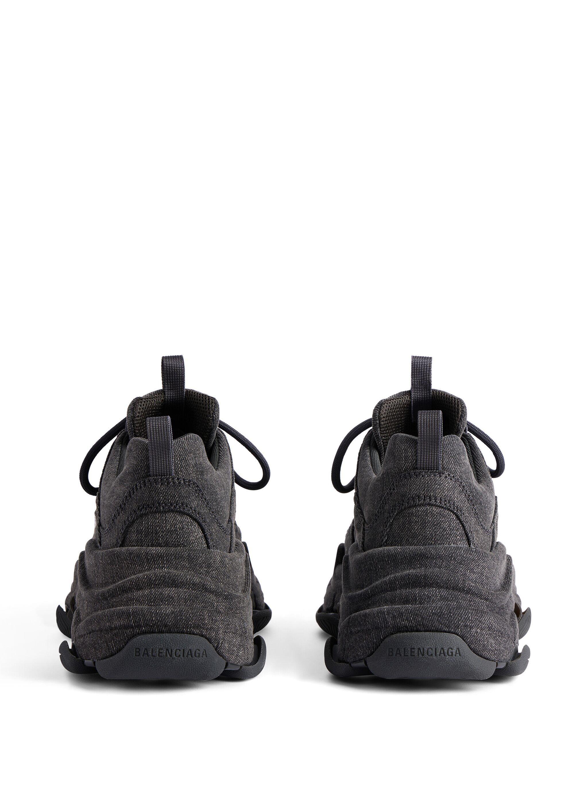 Balenciaga Triple S Sneakers in Black for Men | Lyst