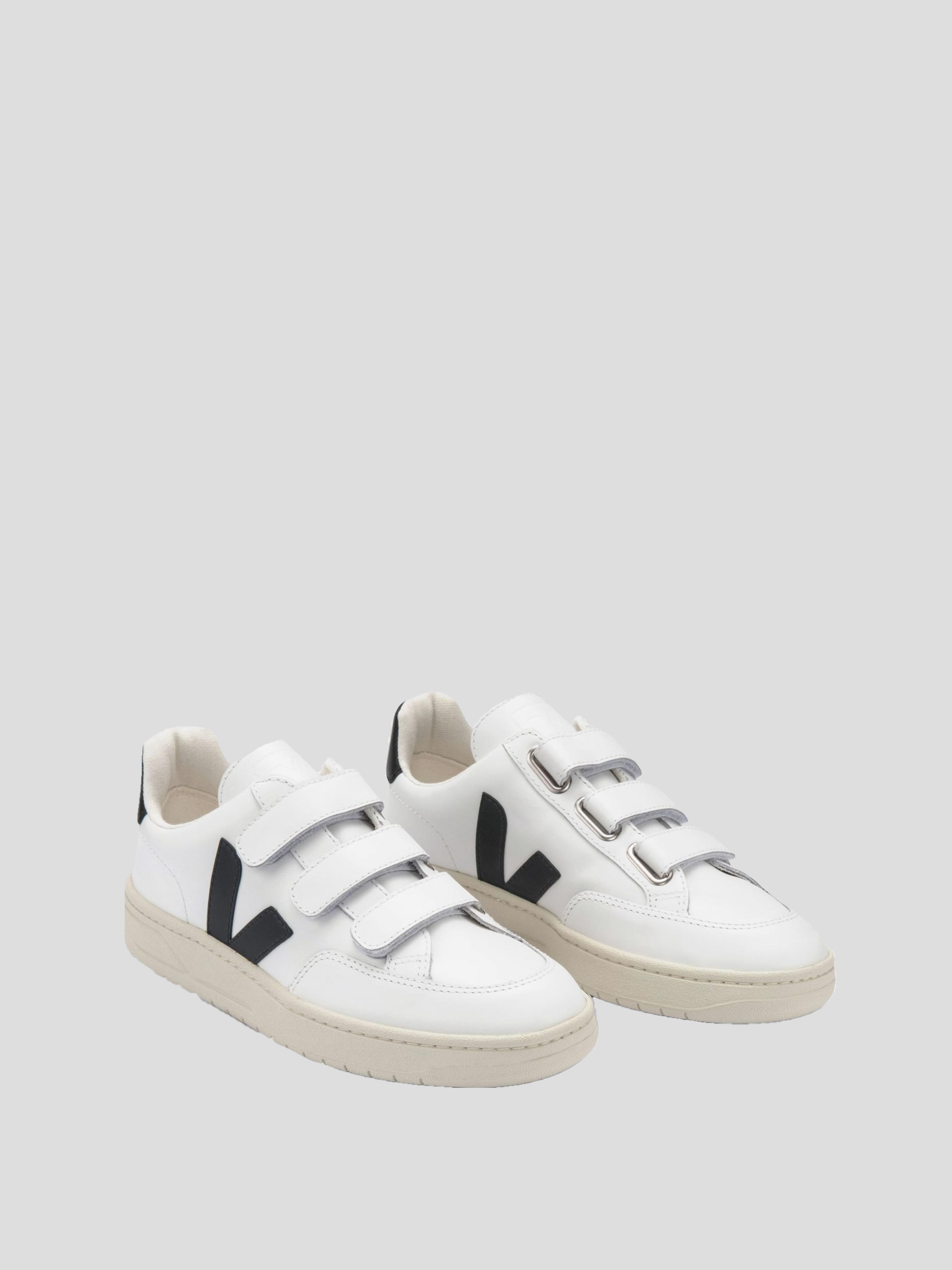 v lock leather veja