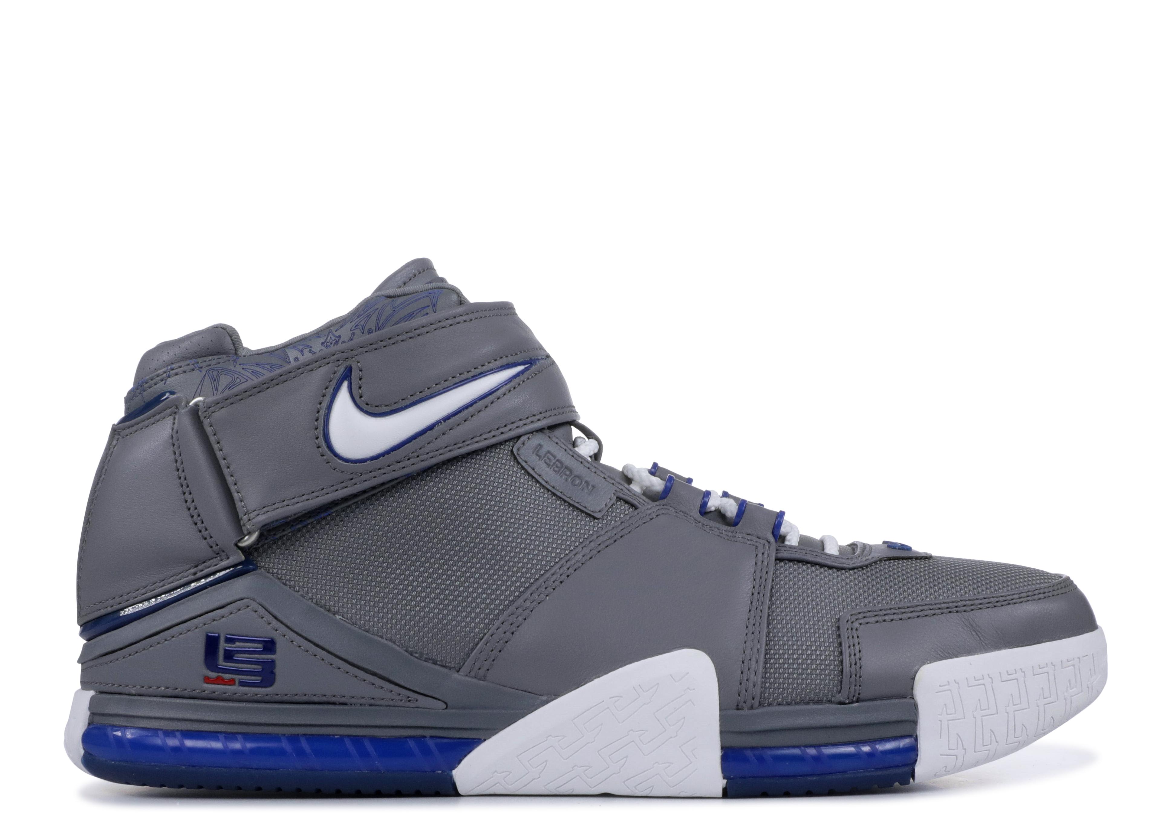 nike lebron 2