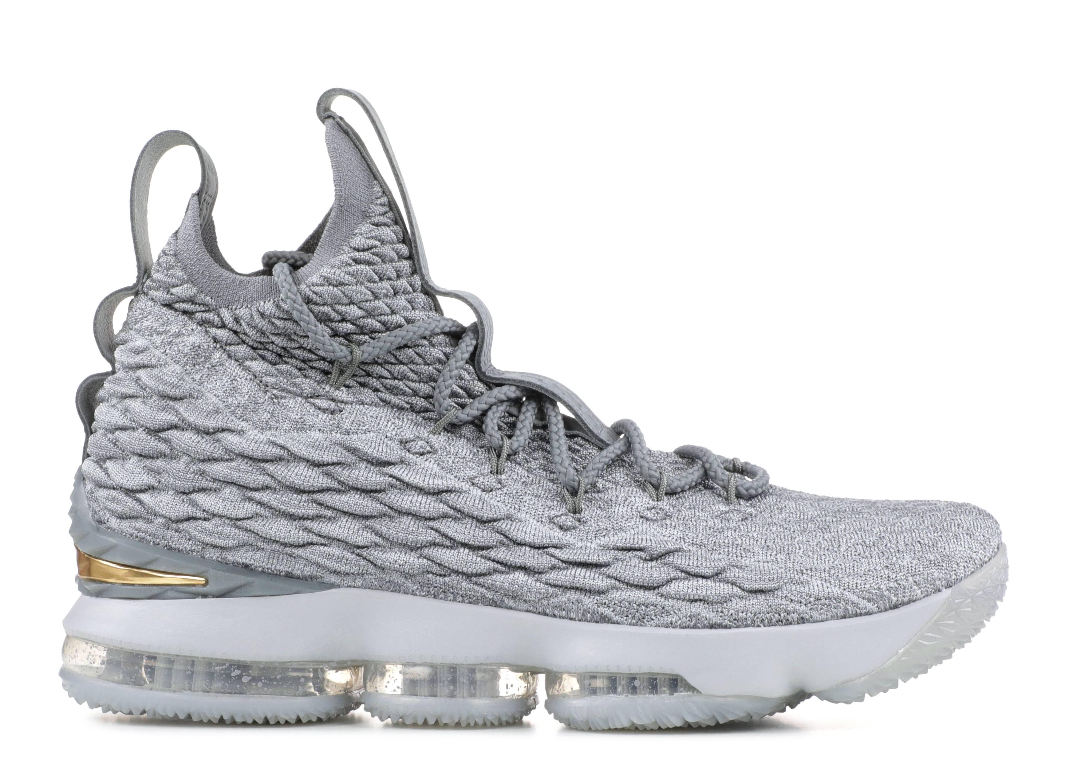 nike lebron gray