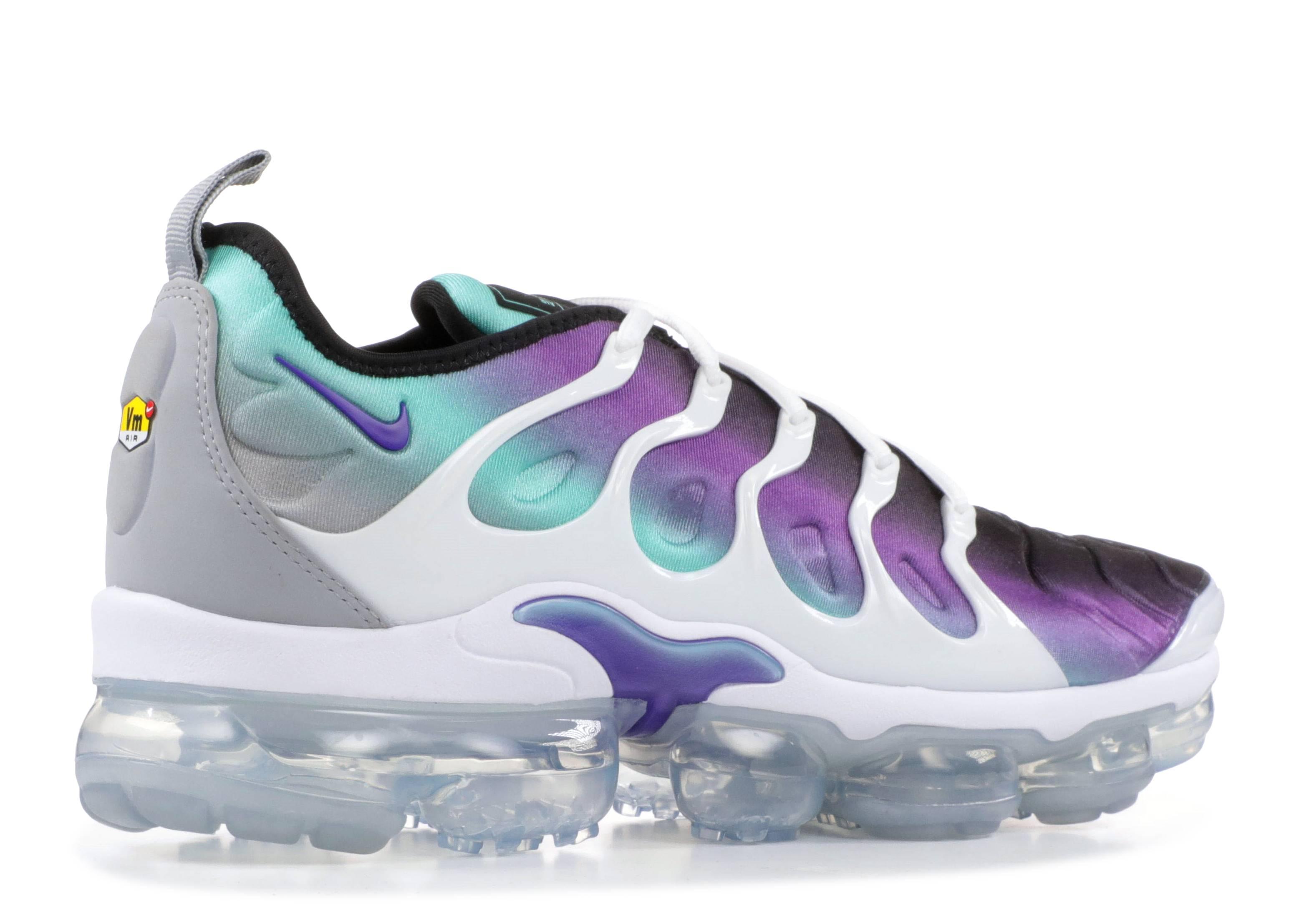 air max vapormax plus purple sky