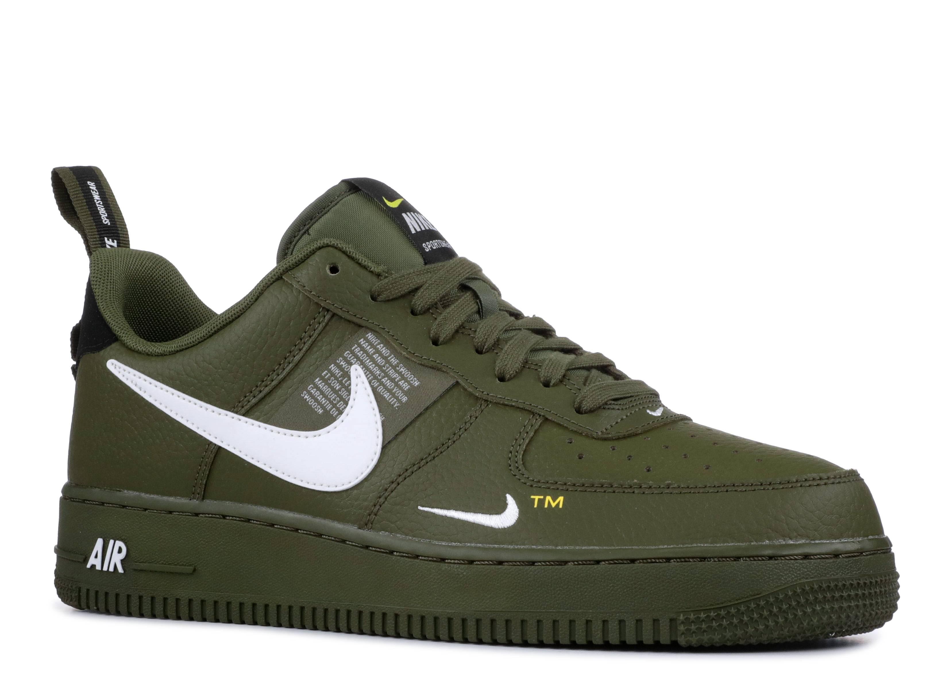 nike air force 1 overbranding