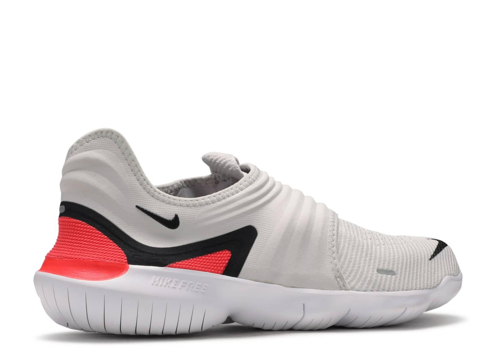 mens grey nike trainers