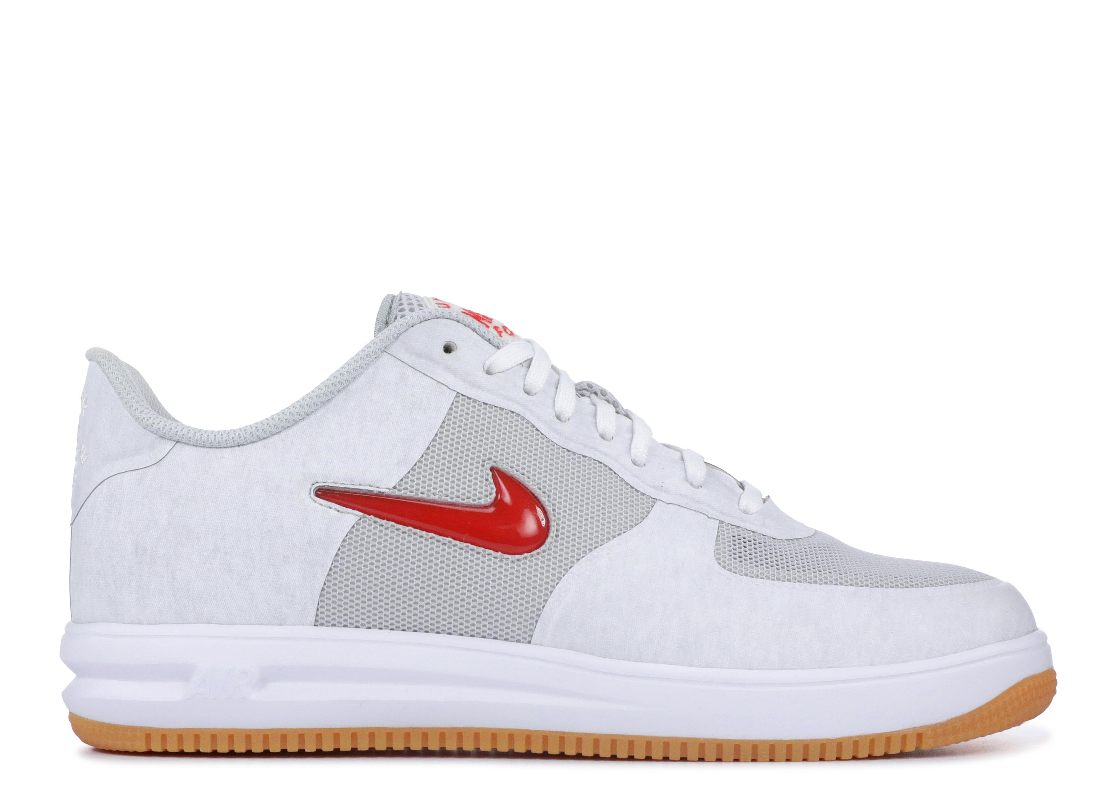 nike lunar force 1 fuse nrg bearbrick