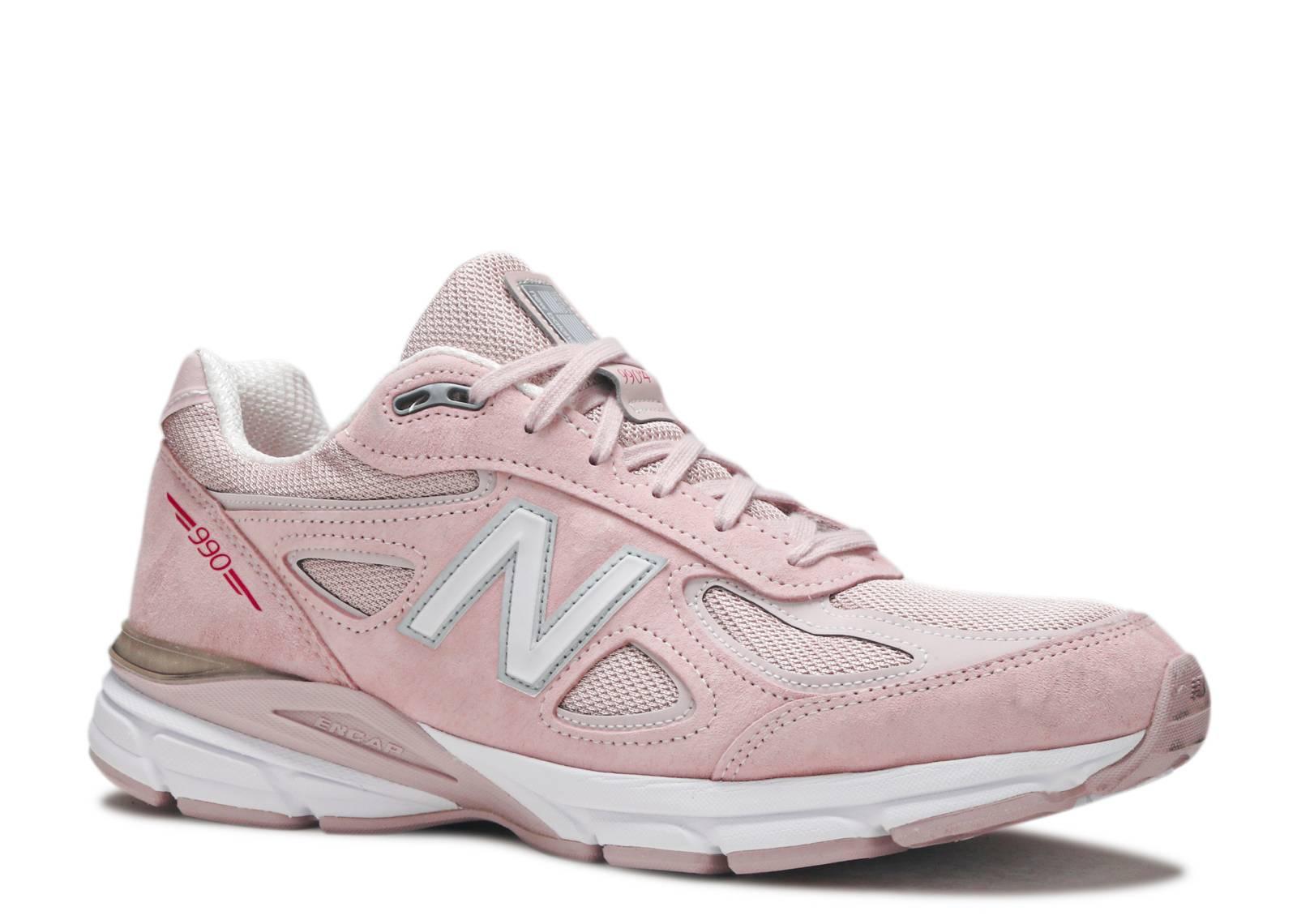 New Balance Made 990 V4 Sneaker in Pink 