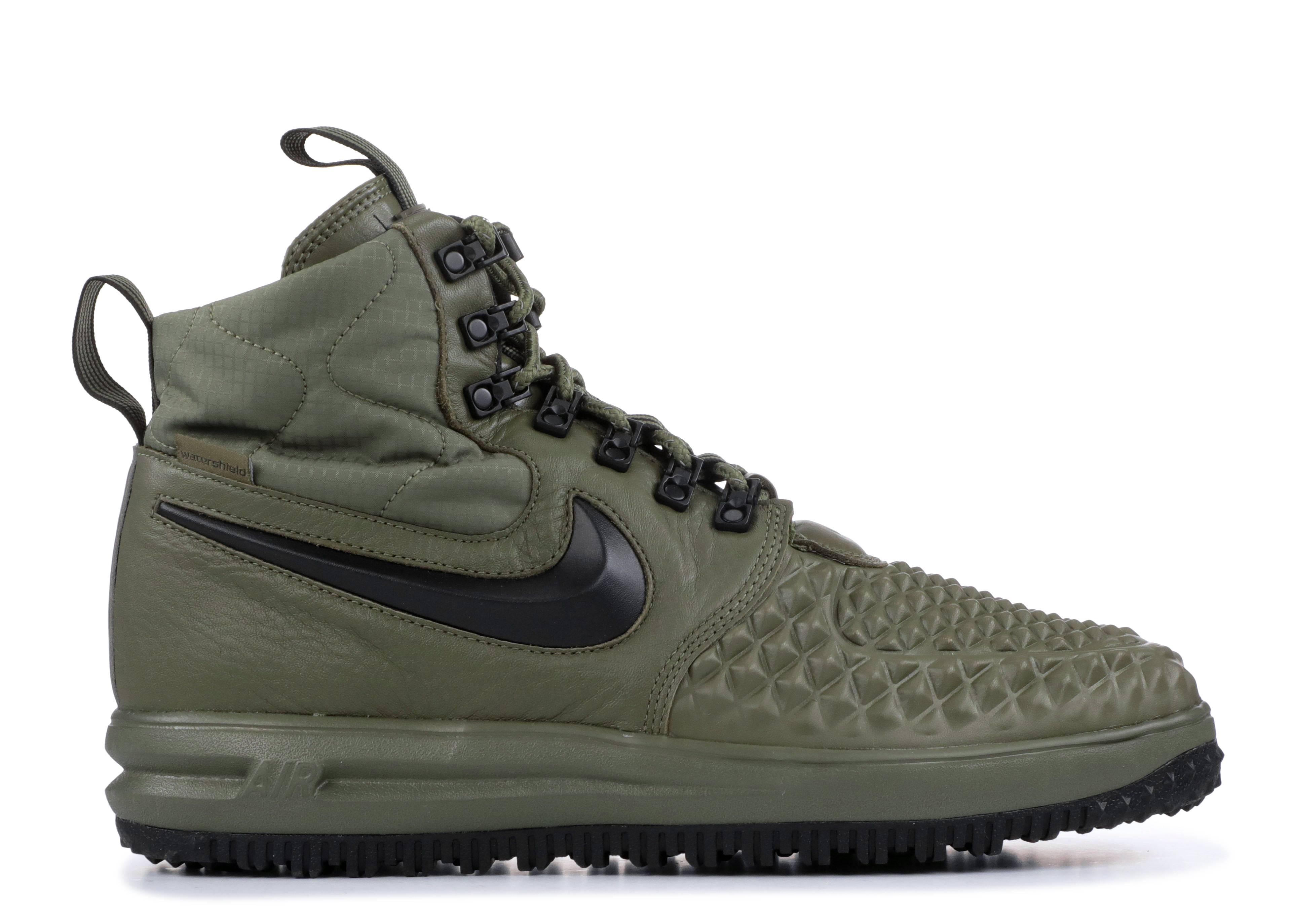 nike duck boots green