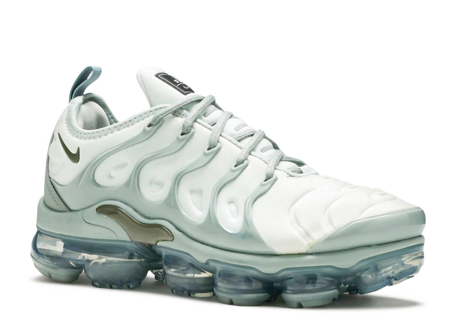 olive green vapormax plus women's