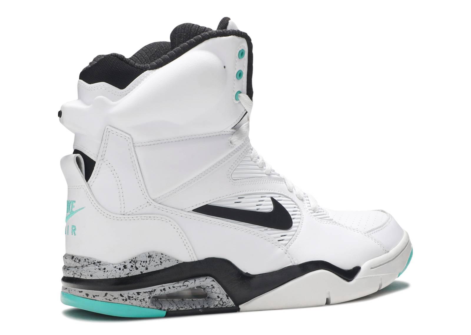 nike command sale