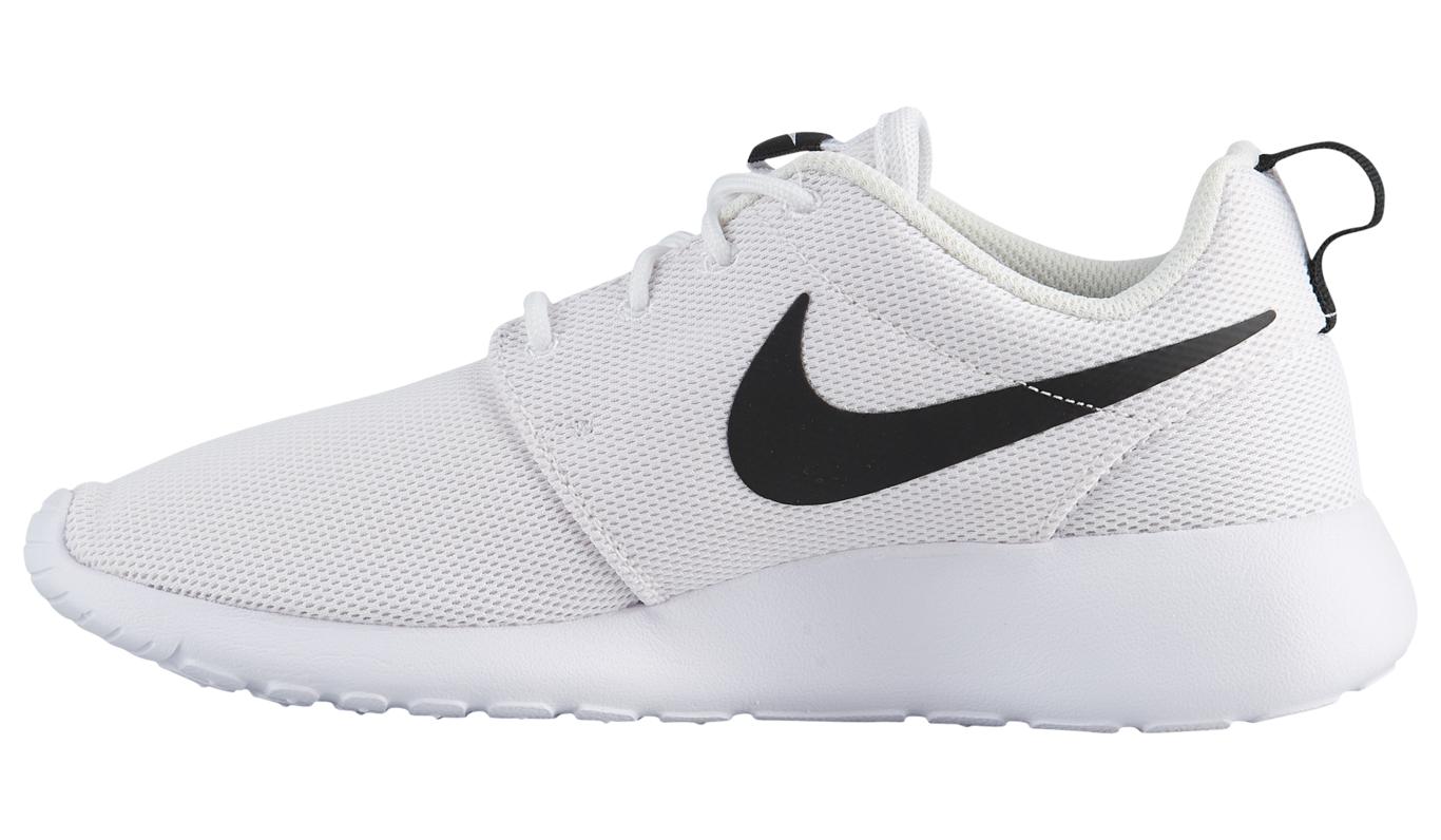 Nike Roshe One Women's Shoe in White/Black (White) - Lyst