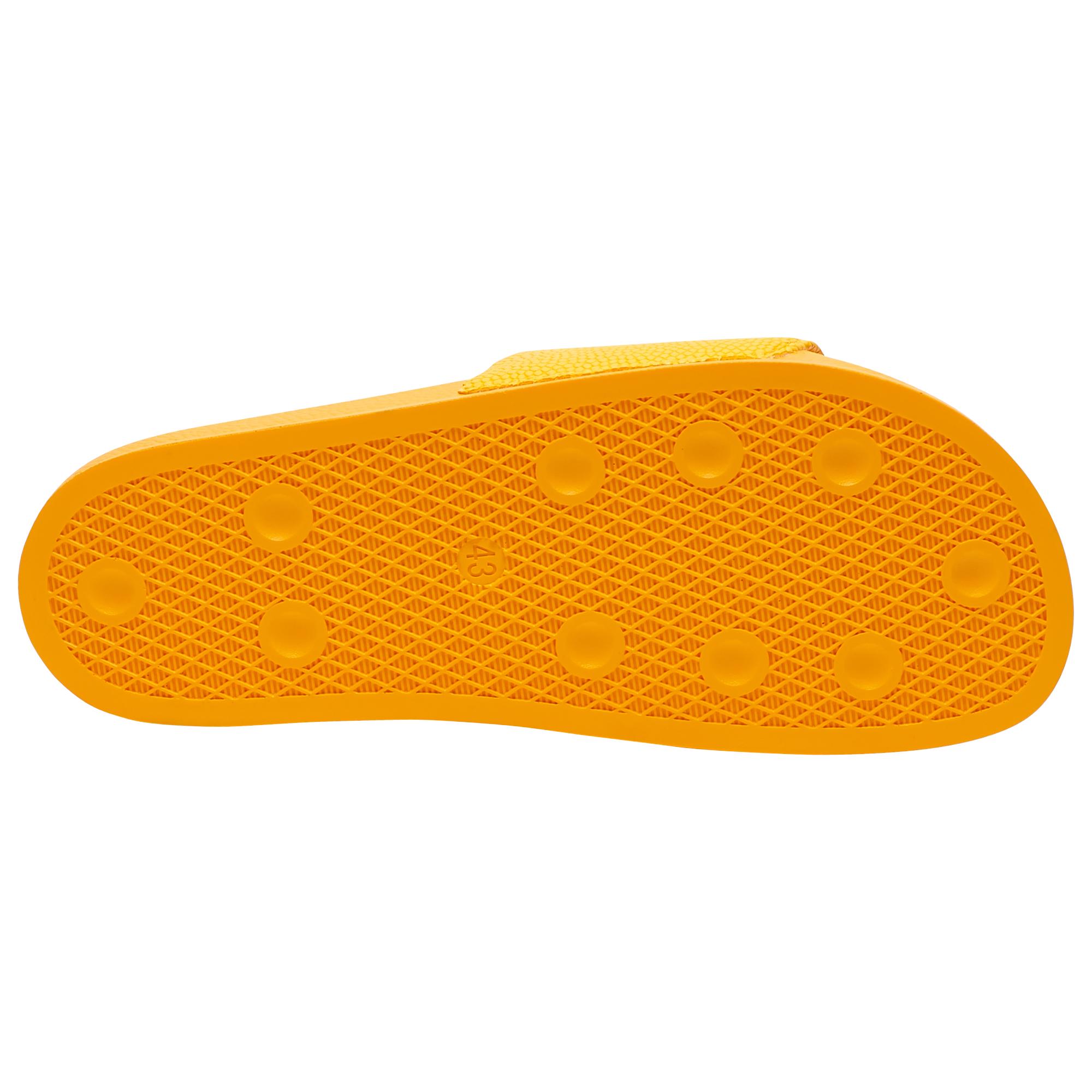 Chinatown Market Smiley Slide - Shoes in Yellow/Yellow (Yellow 
