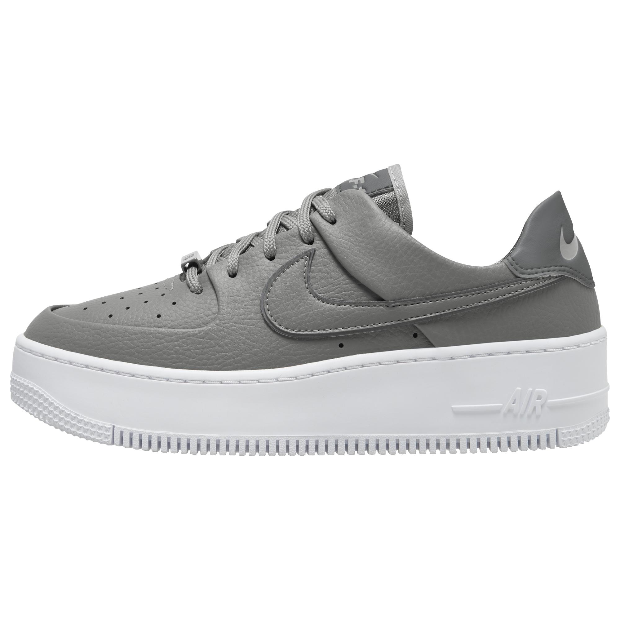 Nike Leather Air Force 1 Sage Low - Shoes in Smoke Grey/Particle Grey/Smoke  g (Gray) - Lyst