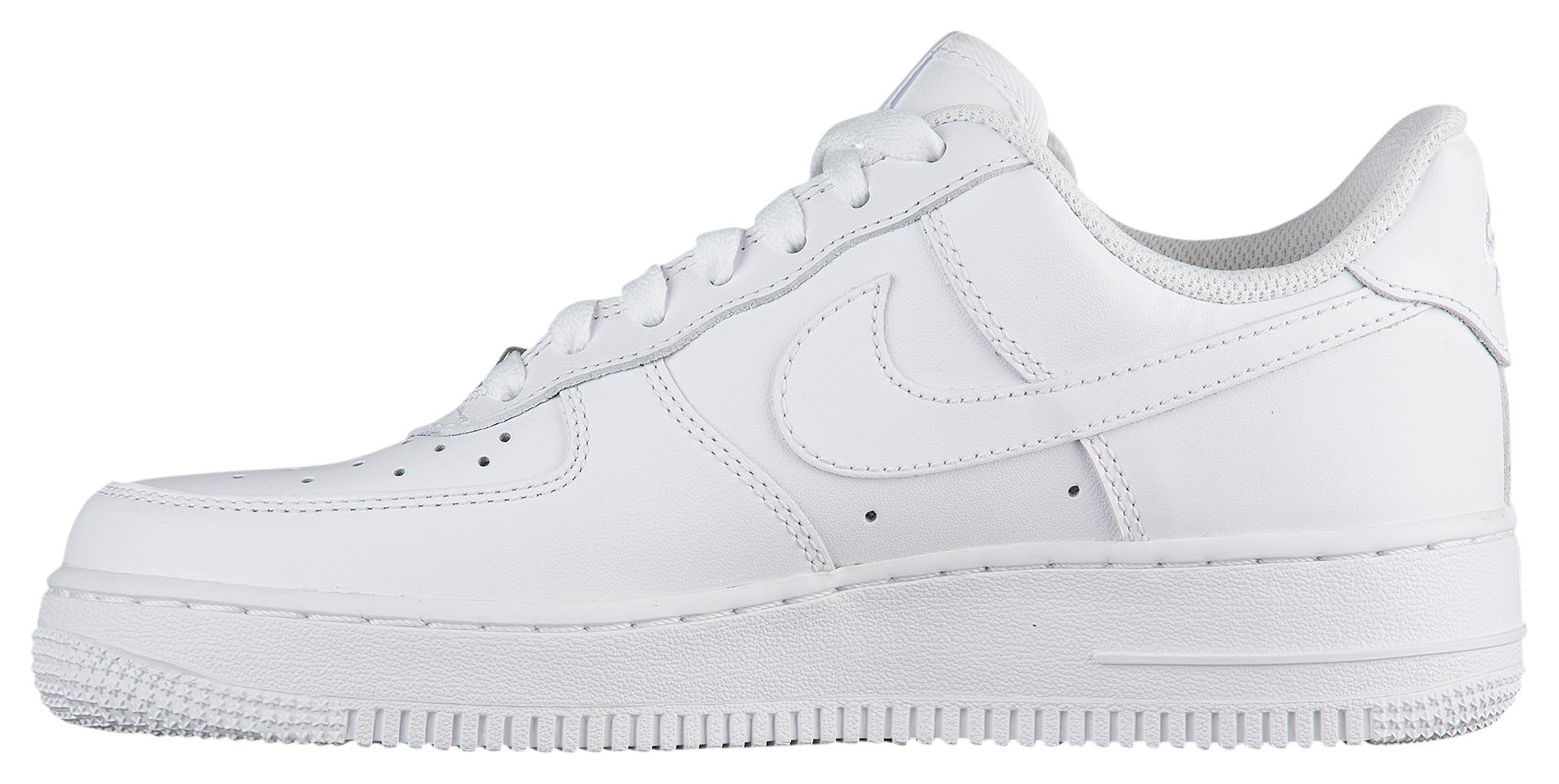 Nike Leather Air Force 1 07 Le Low - Shoes in White/White (White 