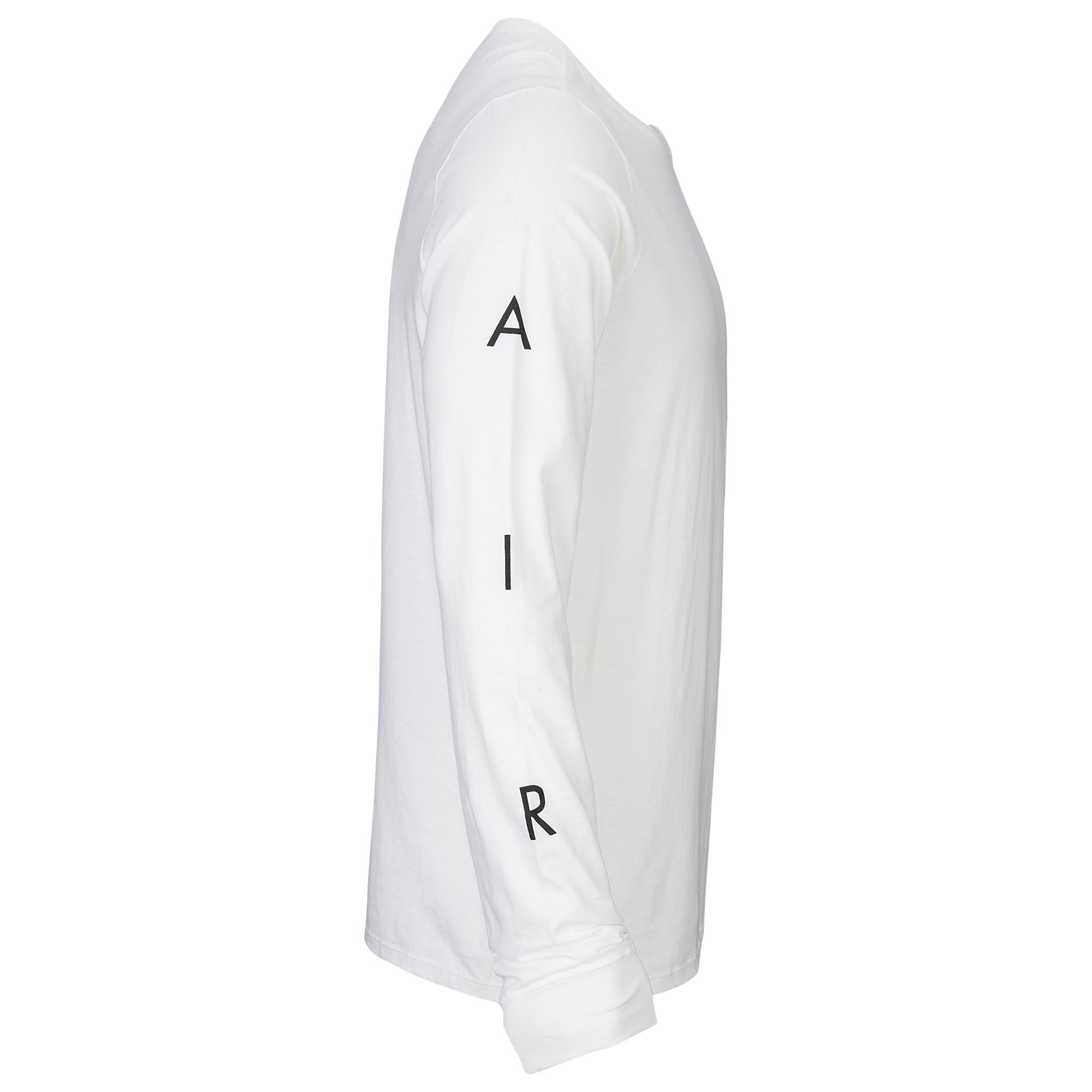 Tuned Air Long Sleeve T-shirt in White 