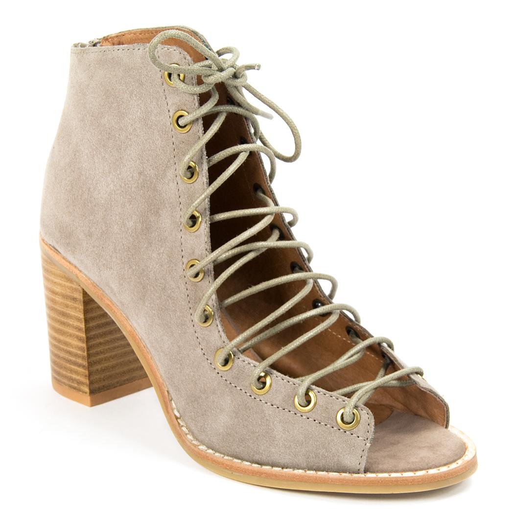 jeffrey campbell brown boots