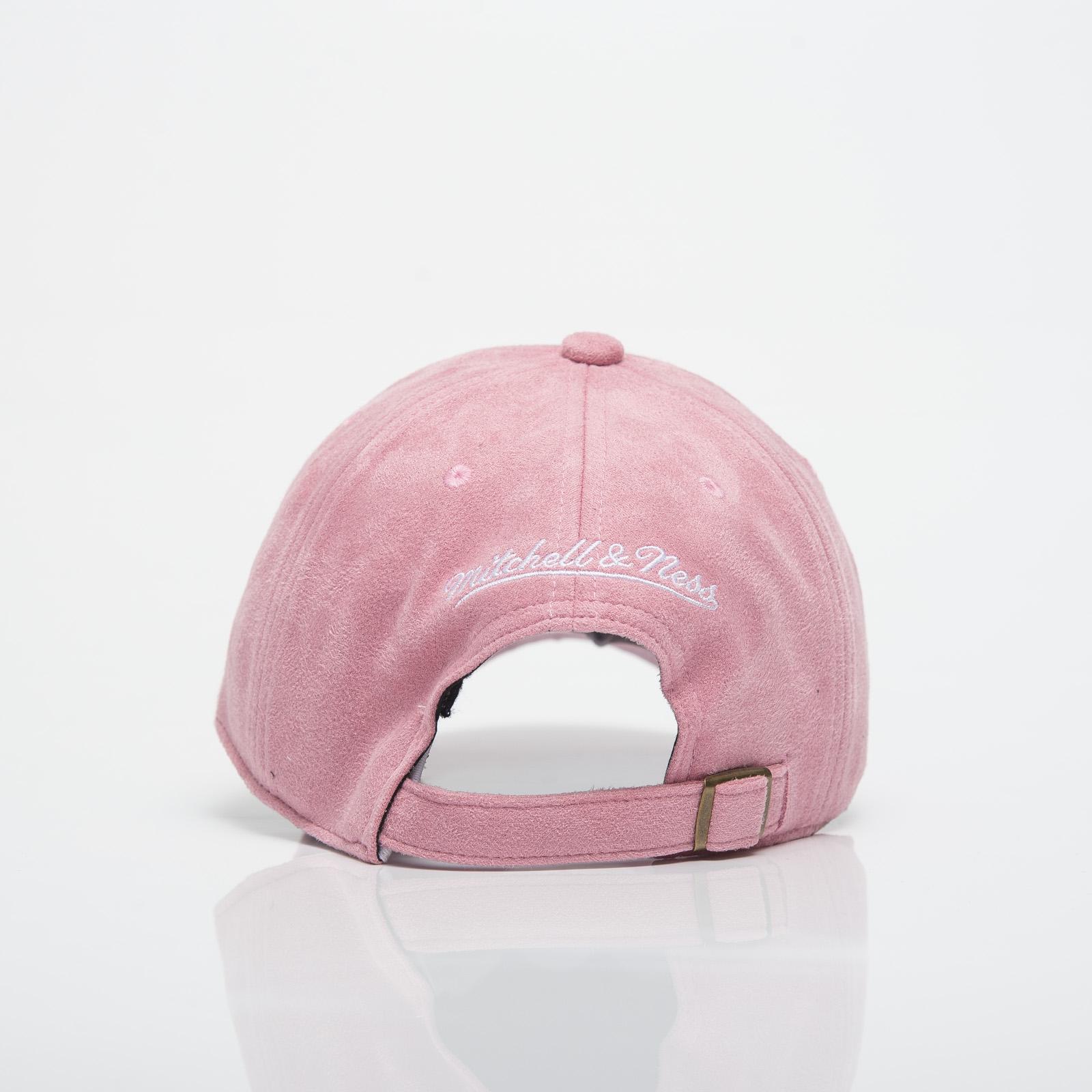 Mitchell & Ness Nba Los Angeles Lakers Suede Dad Cap in Pink for Men | Lyst