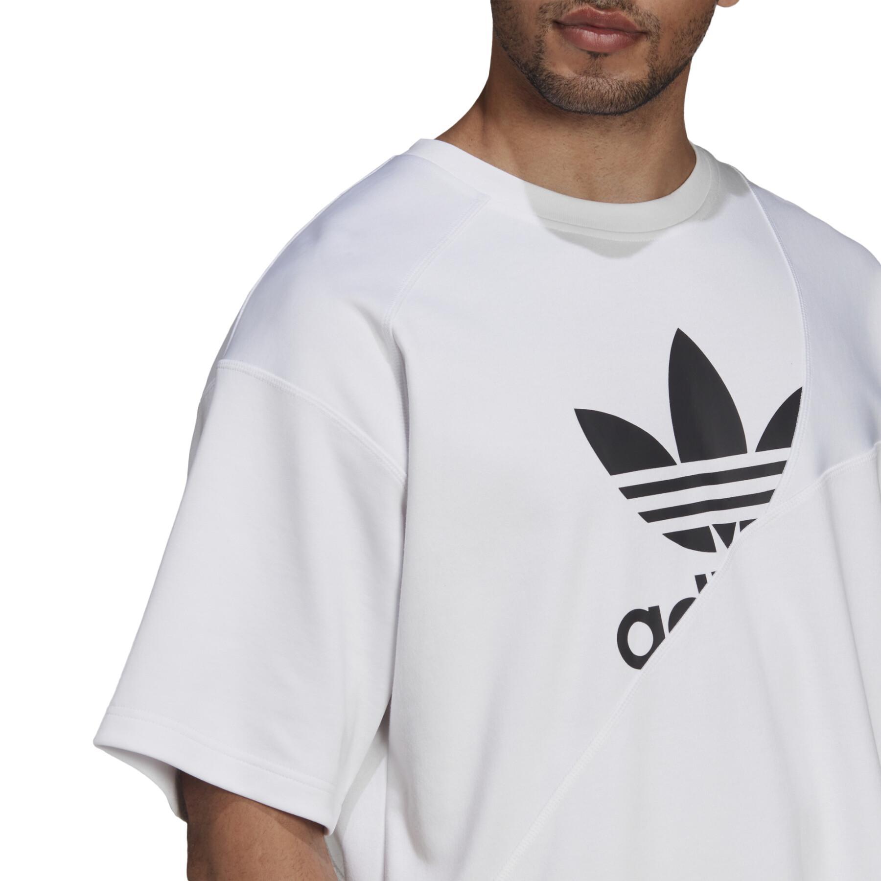 adidas Originals Adicolor Tricot Interlock Ss Lifestyle T-shirt for Men |  Lyst