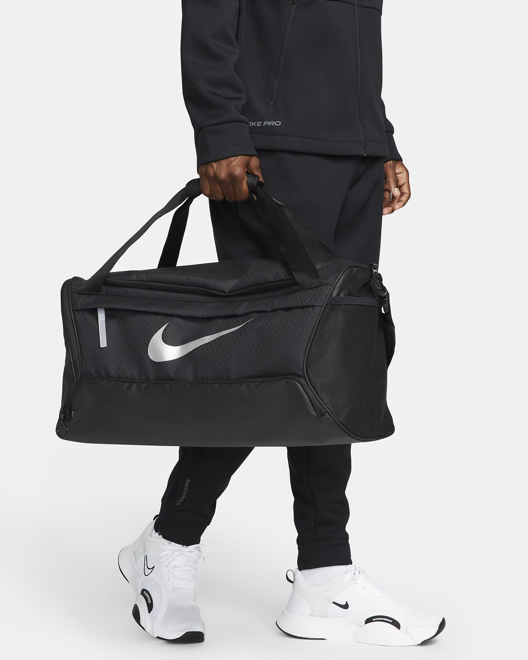 compresión Prueba de Derbeville Producto Nike Brasilia Winterized Training Medium Duffel Bag in Black | Lyst