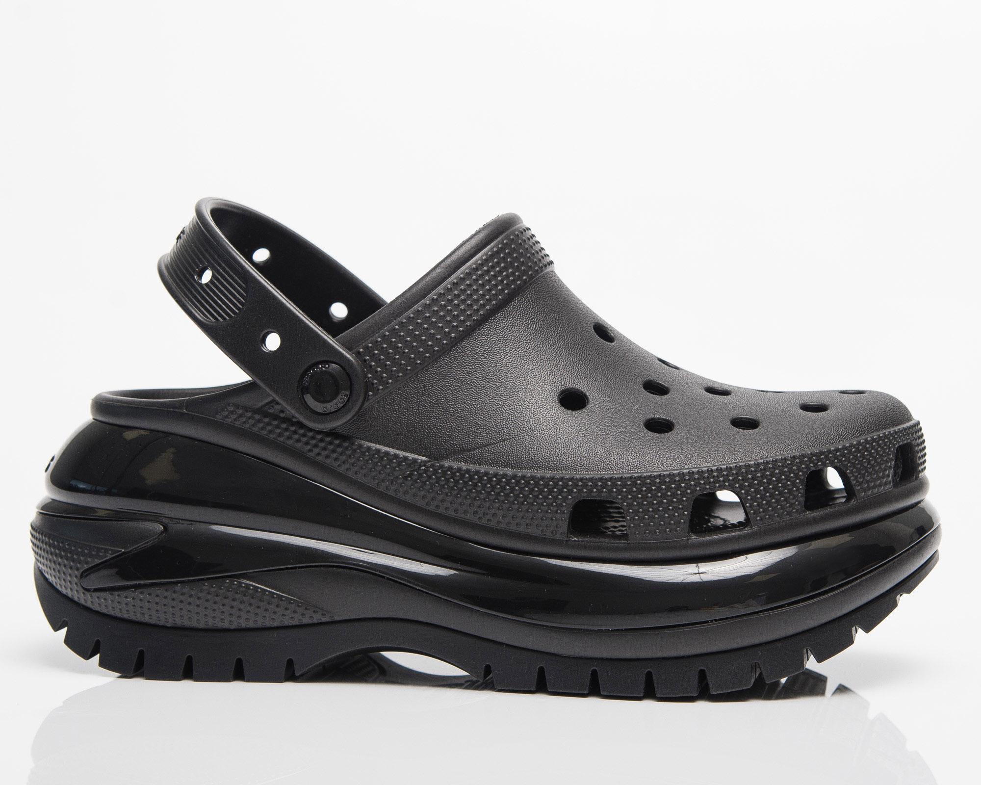 Crocs™ Classic Mega Crush Clog in Black | Lyst