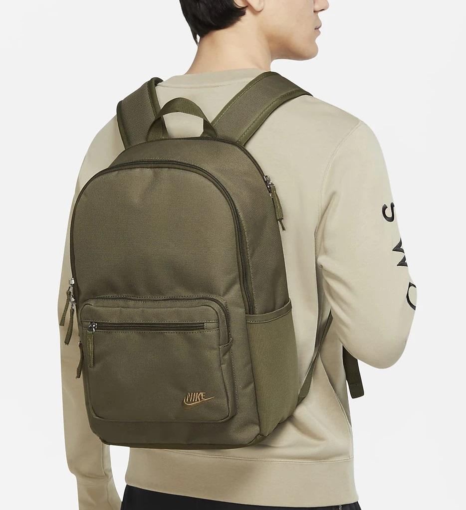 Nike Heritage Eugene Backpack in Green 