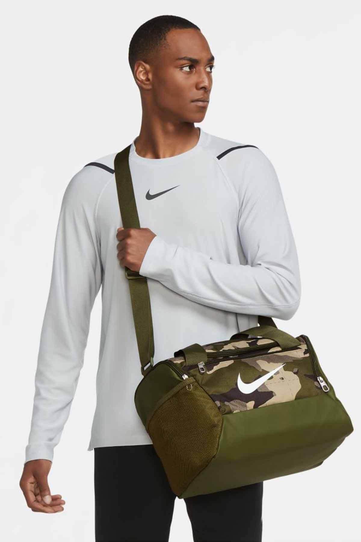 Nike Brasilia Camo Training Duffel Bag in Green for Men | Lyst