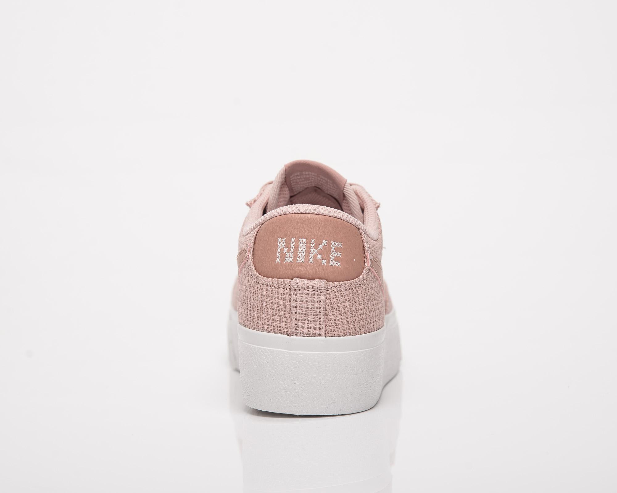 blazer low essential sneaker