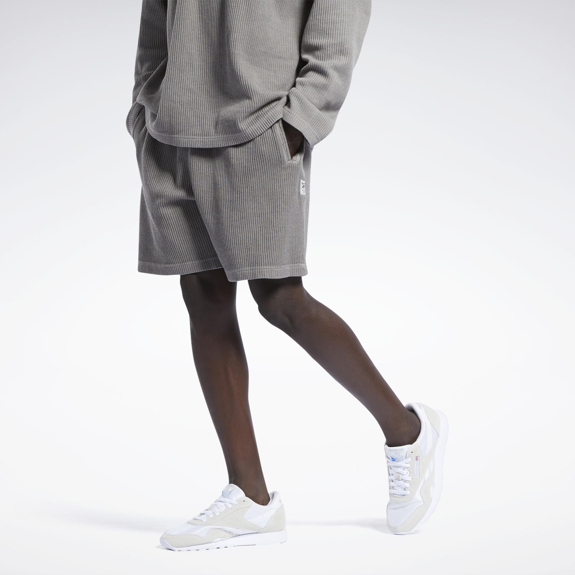 Reebok Classics Natural Dye Waffle Shorts in Gray for Men | Lyst
