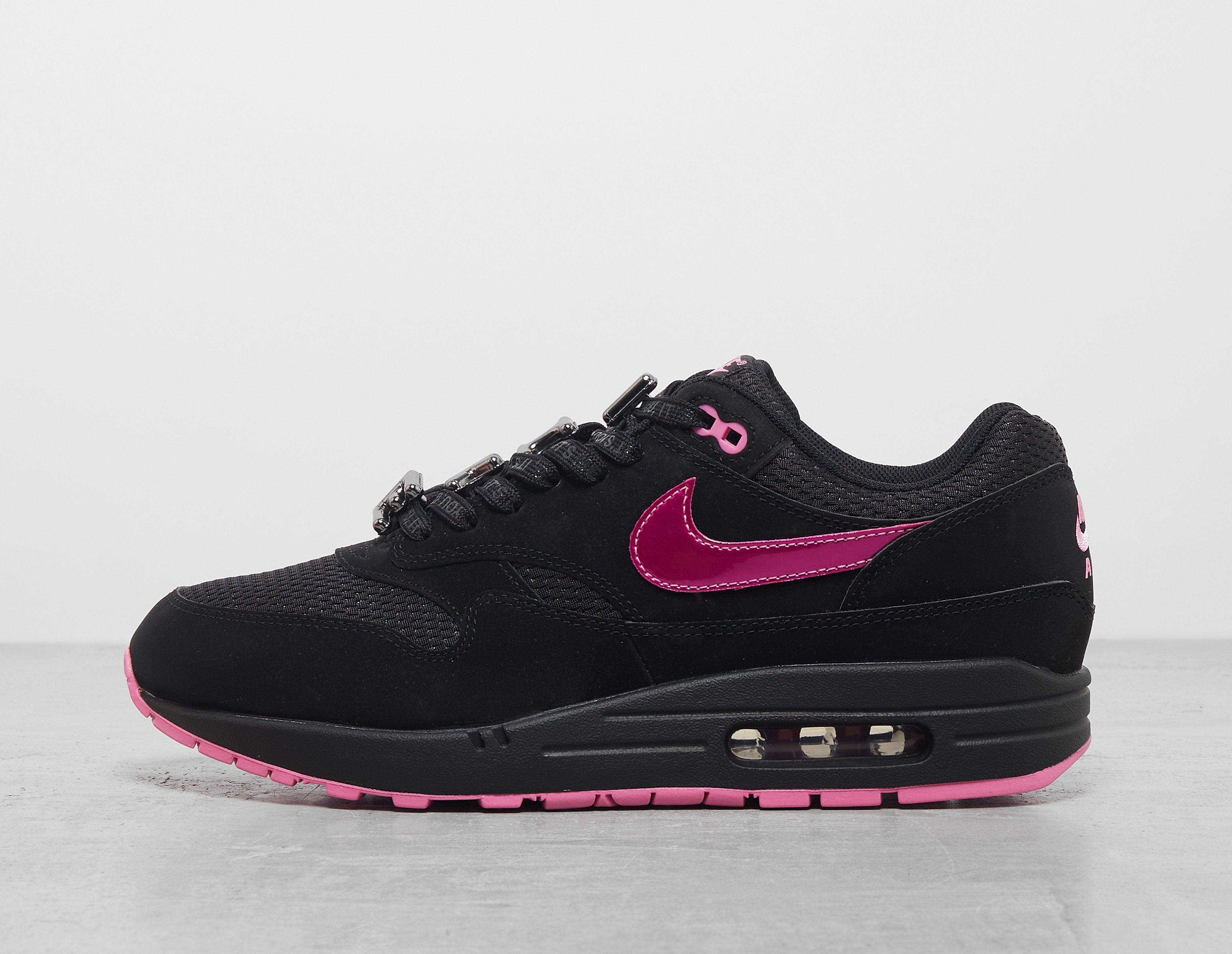 air max 1 black and pink