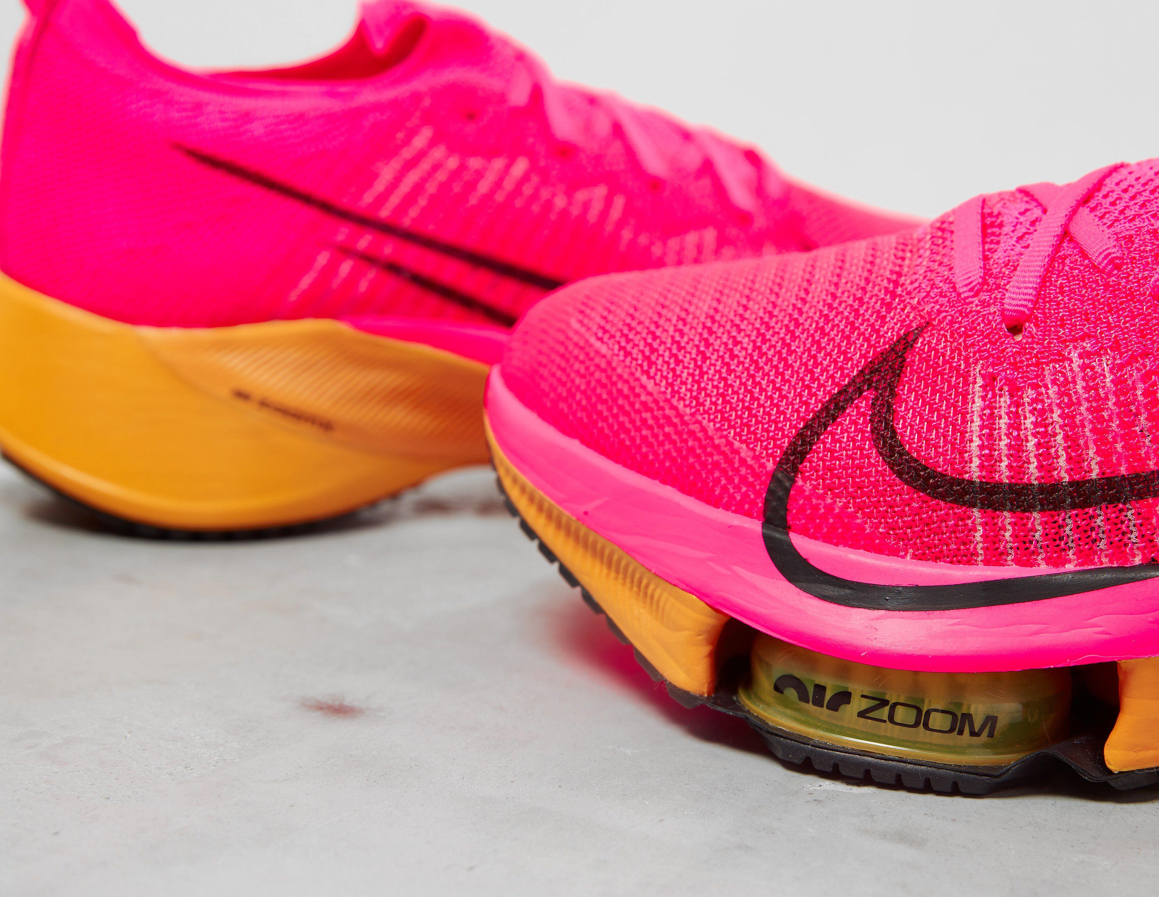 nike mens pink shoes