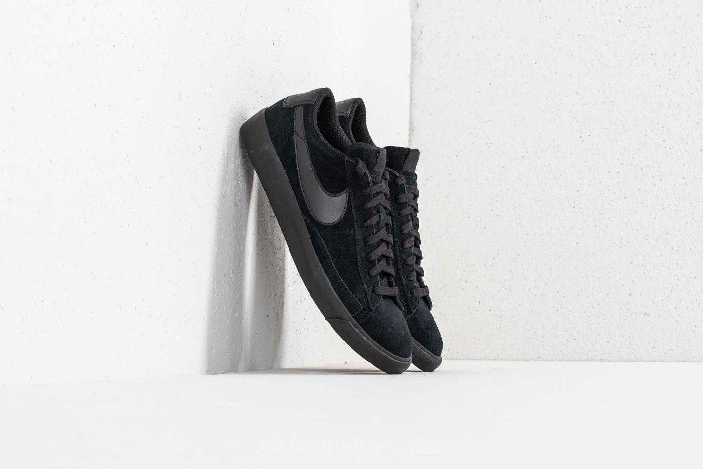 nike blazer low all black