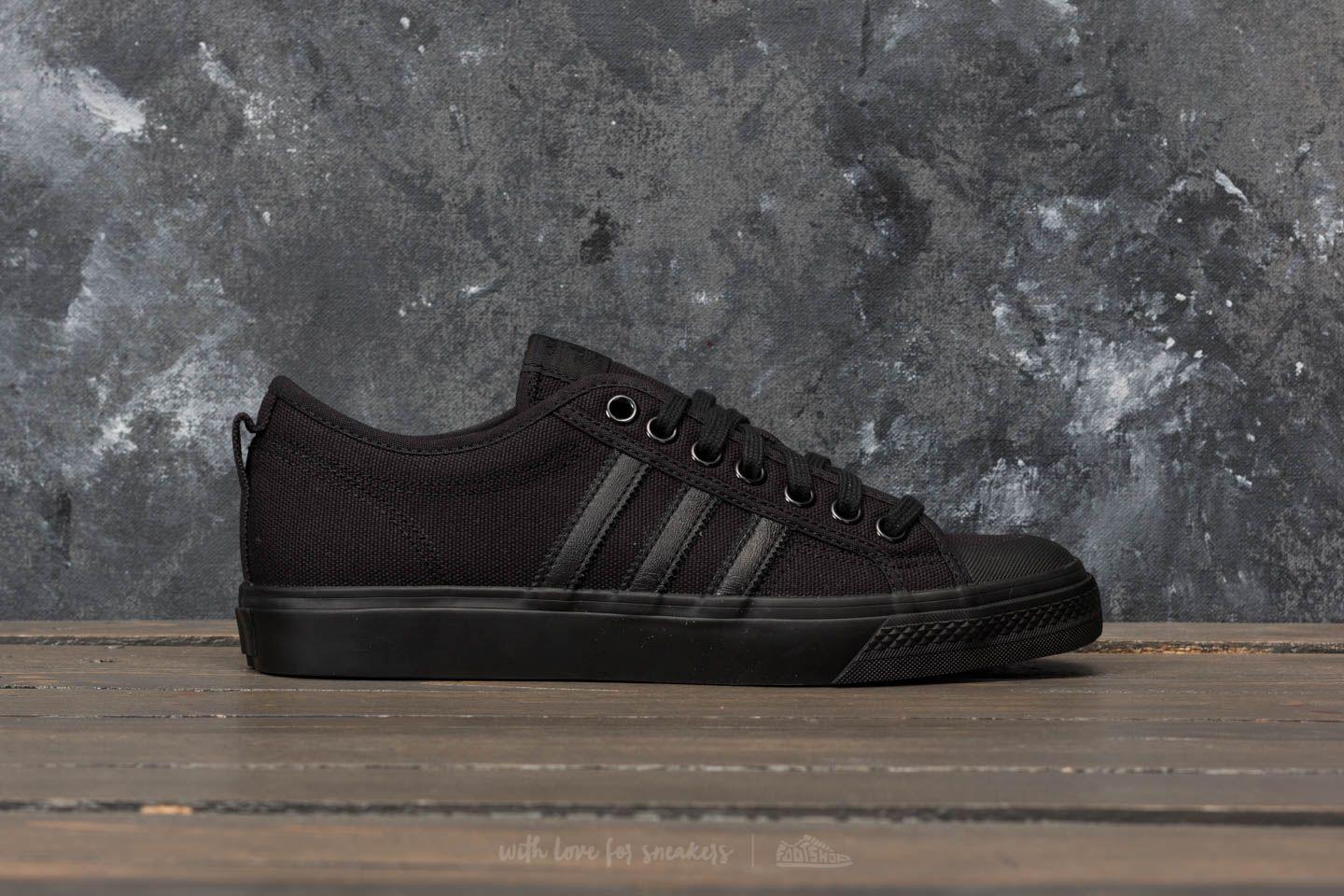 adidas nizza core black