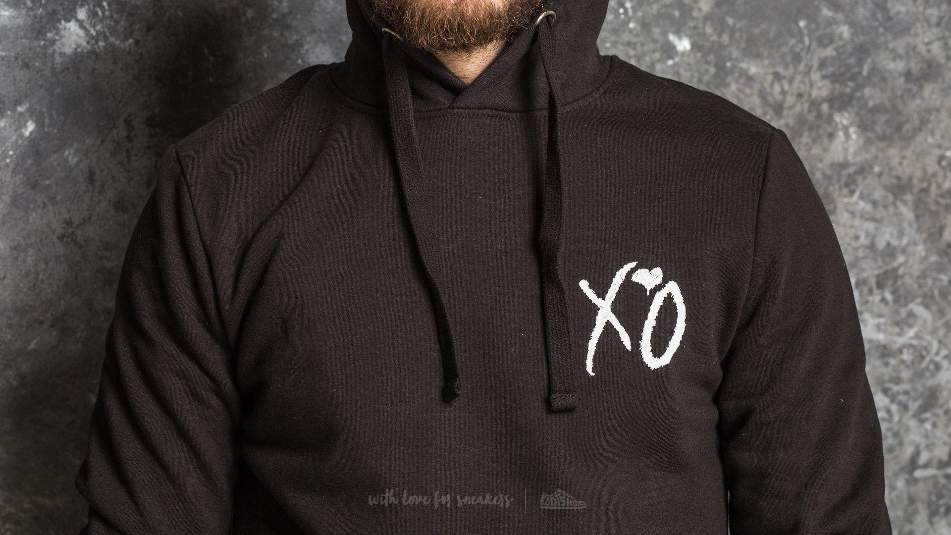 black xo hoodie
