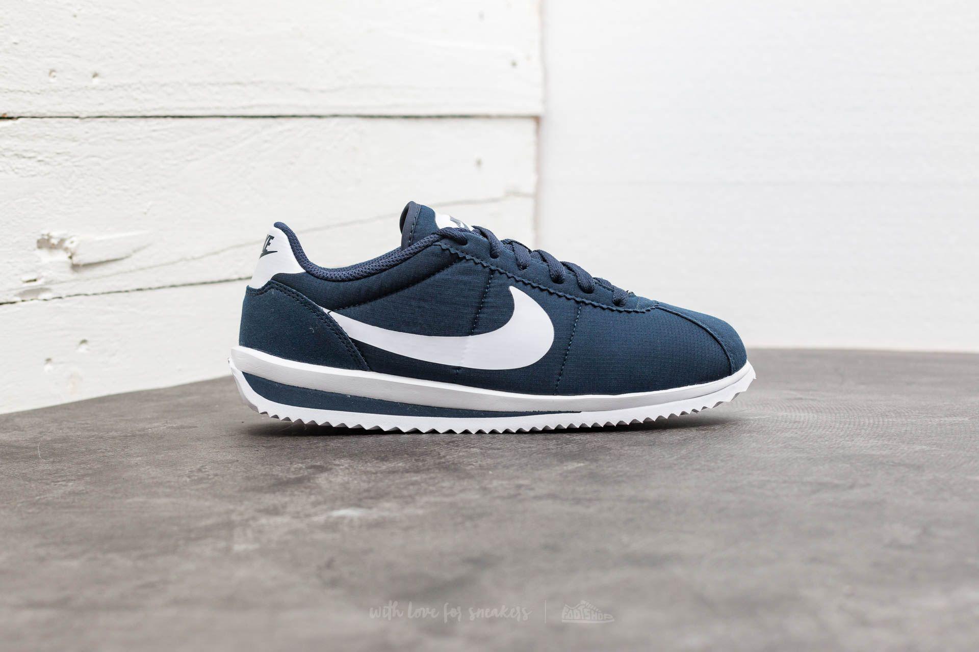 obsidian nike cortez
