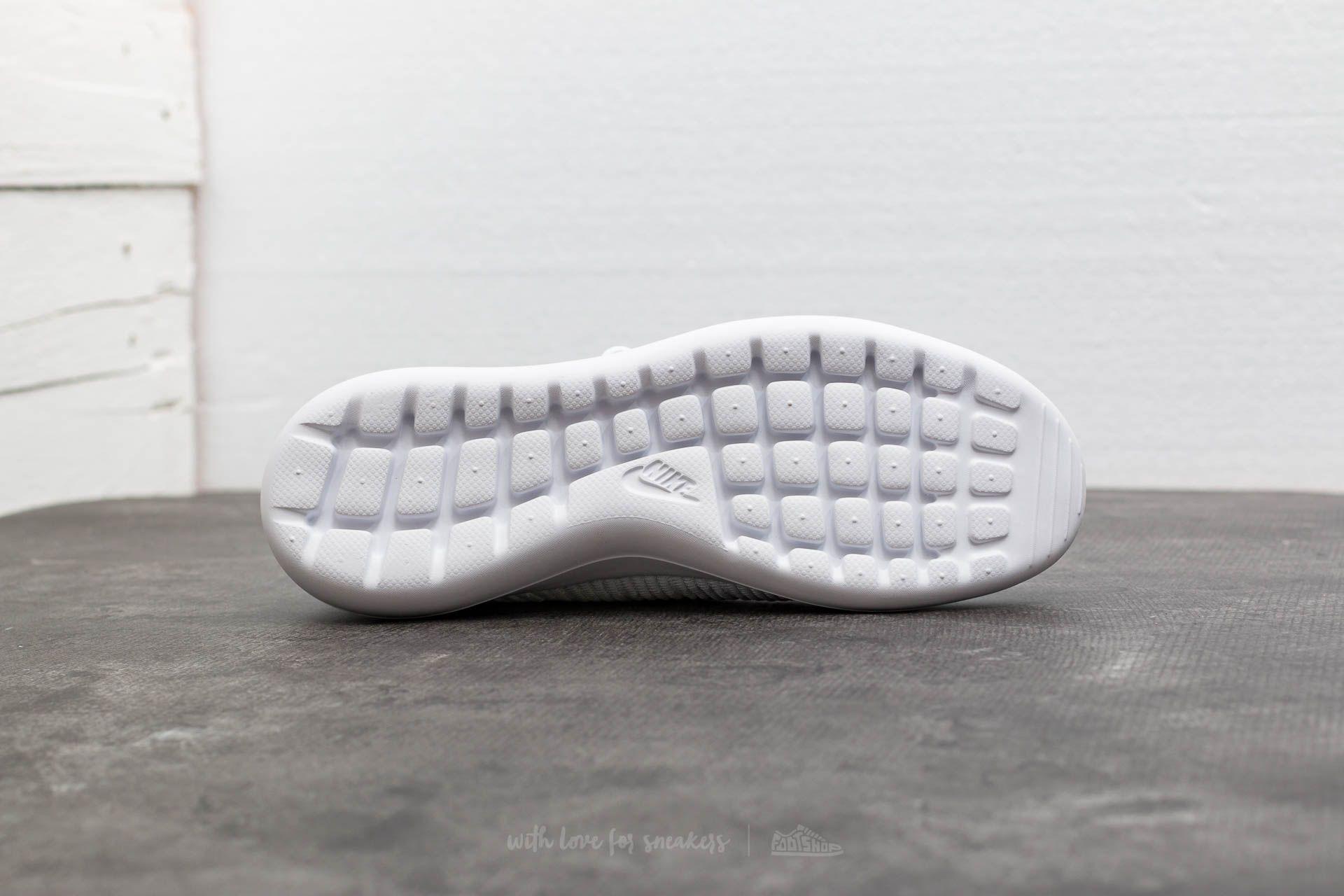 Nike Roshe Two Flyknit V2 White/ Wolf Grey-white-white for Men | Lyst