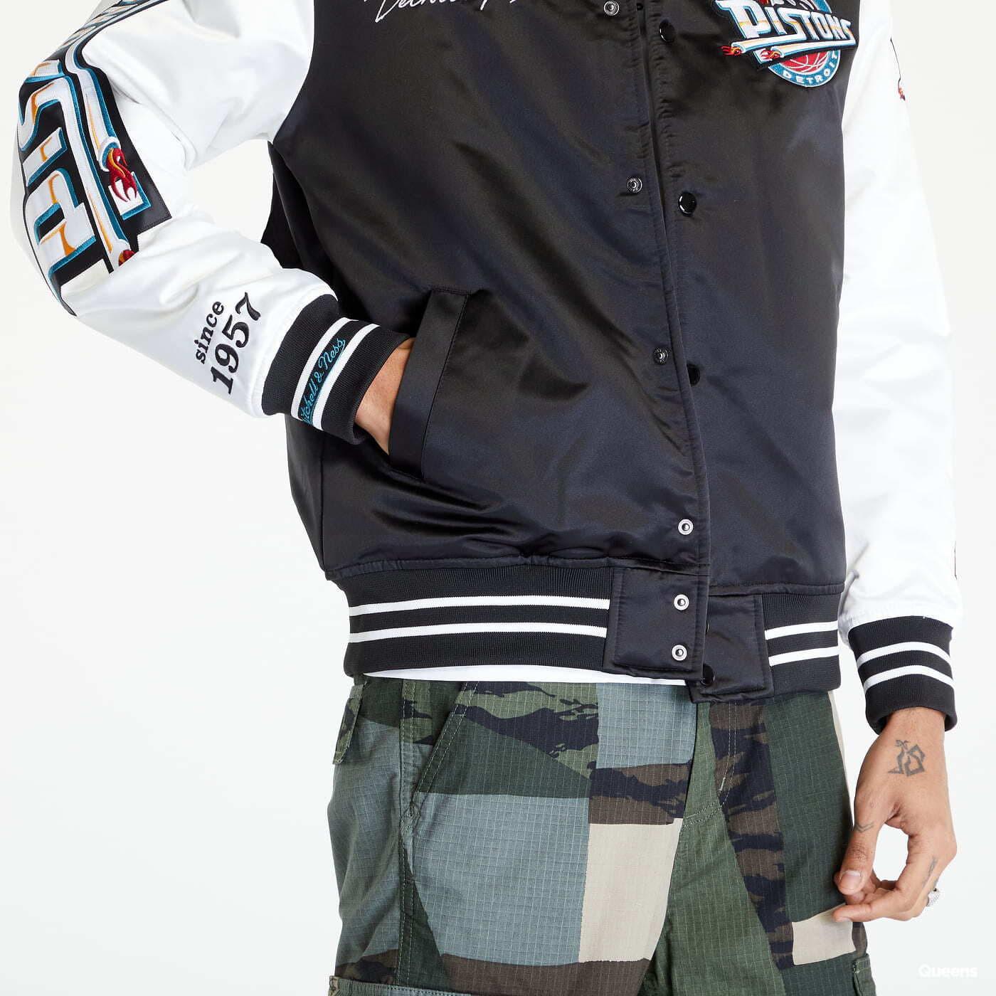 Men's Mitchell & Ness Black/White Charlotte Hornets Team Origins Satin  Full-Snap Varsity Jacket