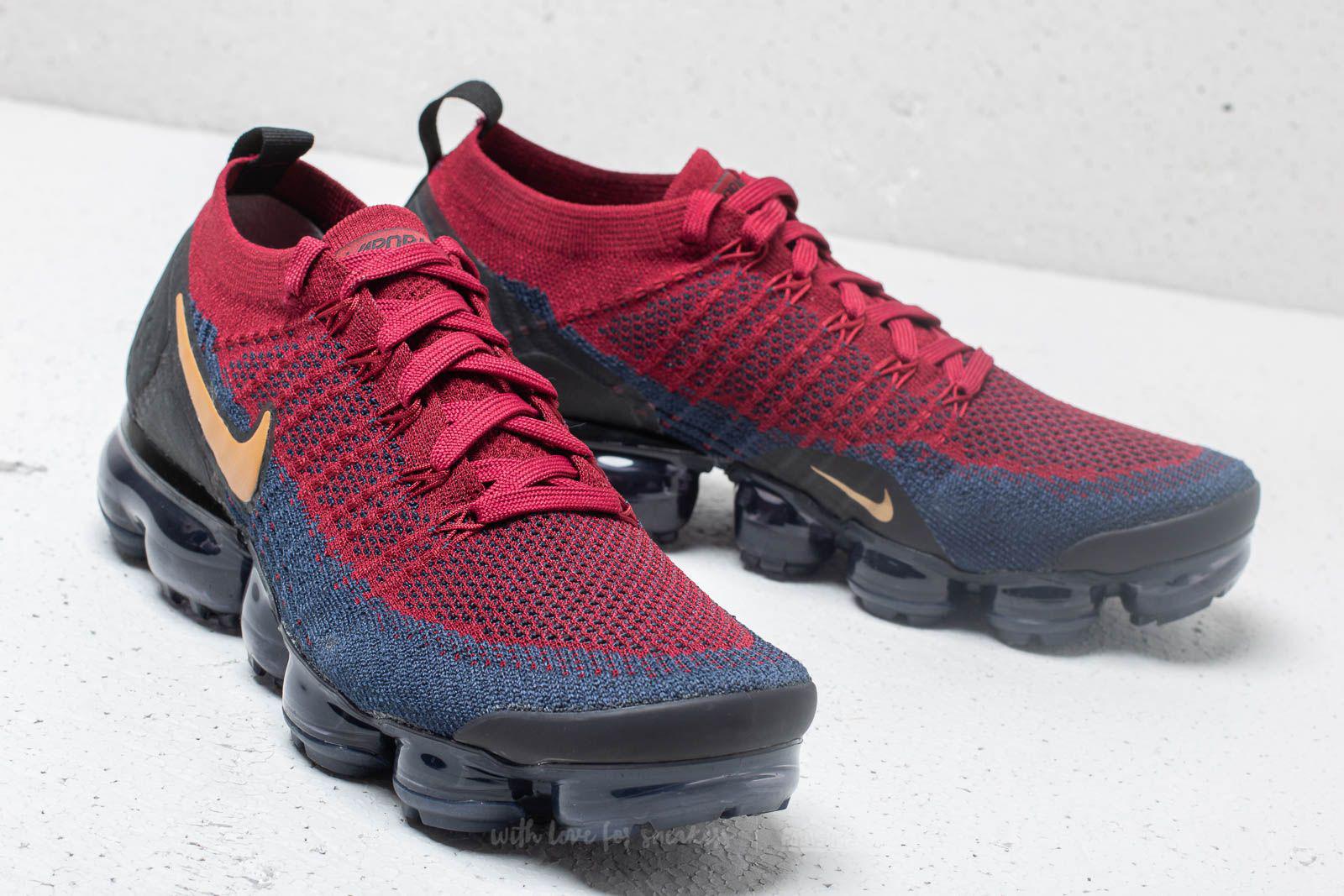 team red obsidian vapormax